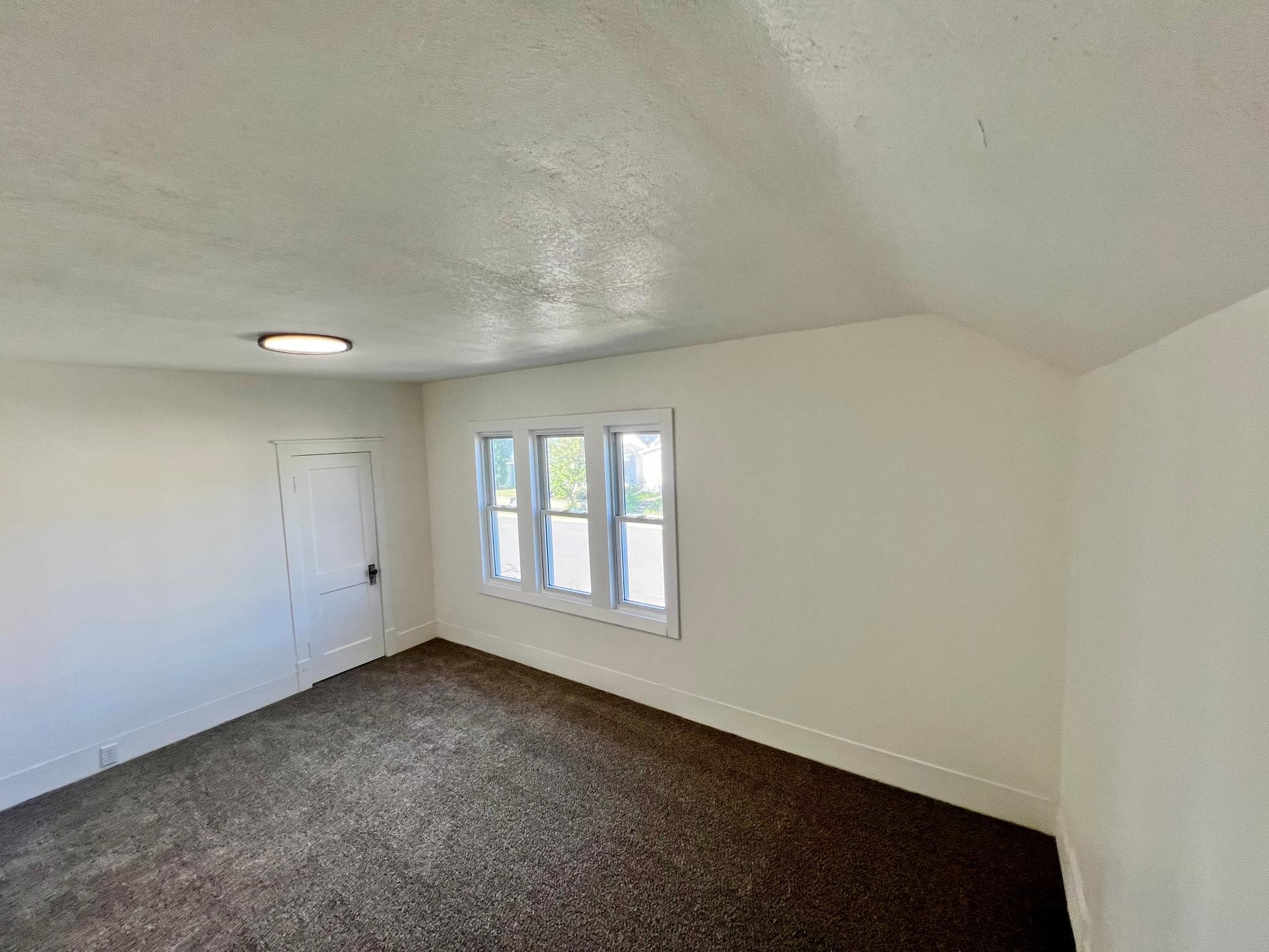 312 2nd Street Property Photo 27
