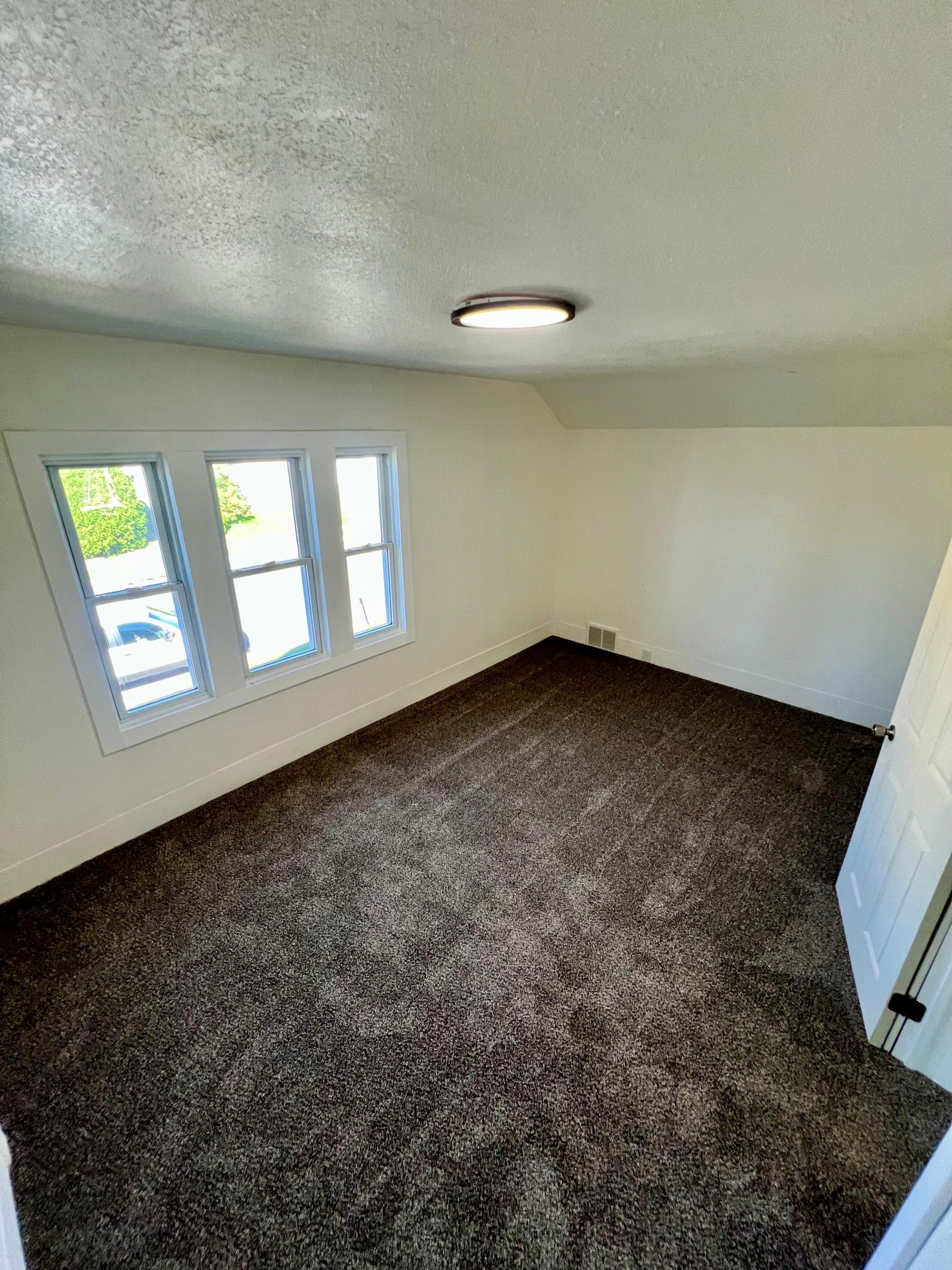312 2nd Street Property Photo 28