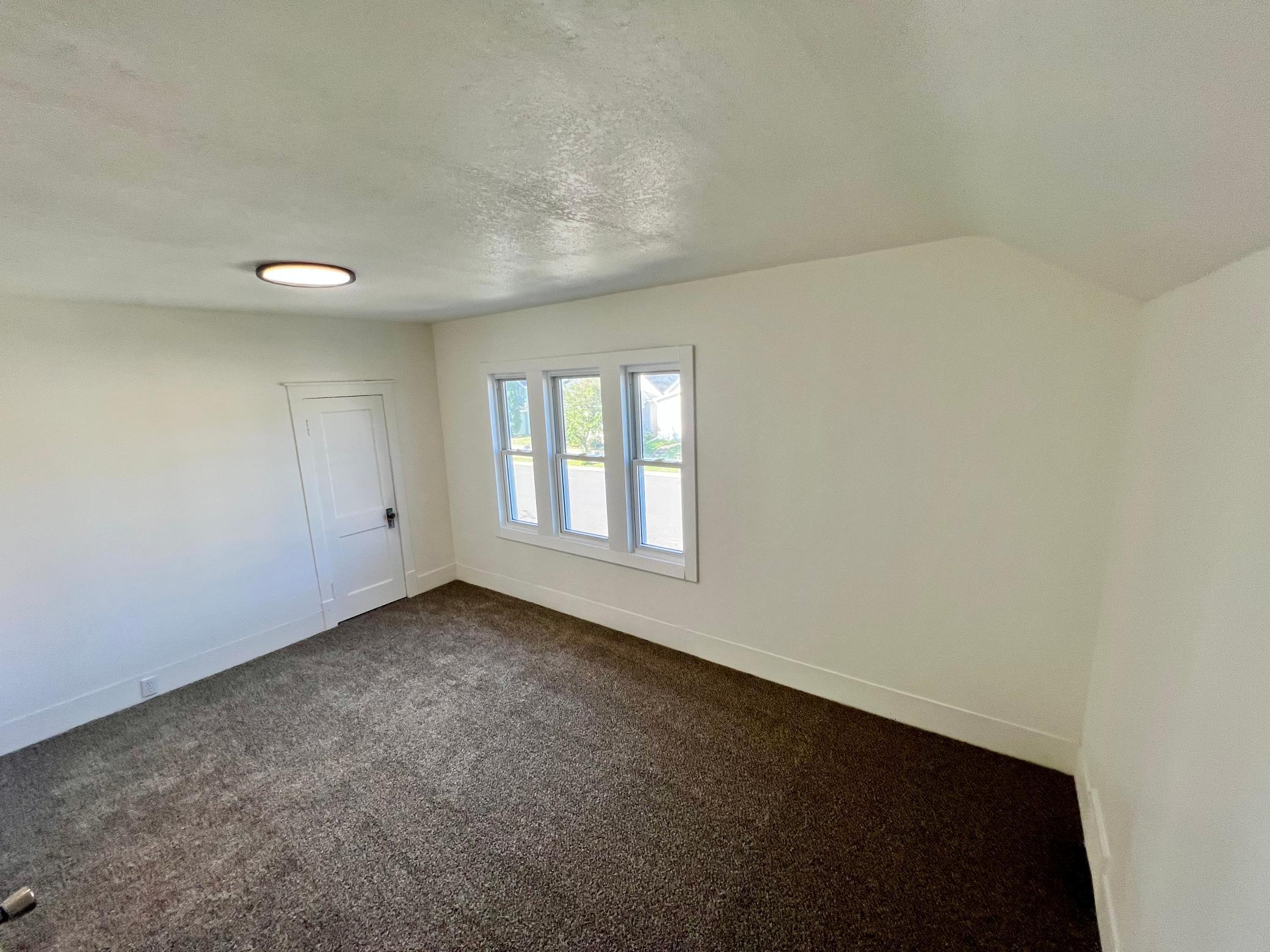 312 2nd Street Property Photo 30