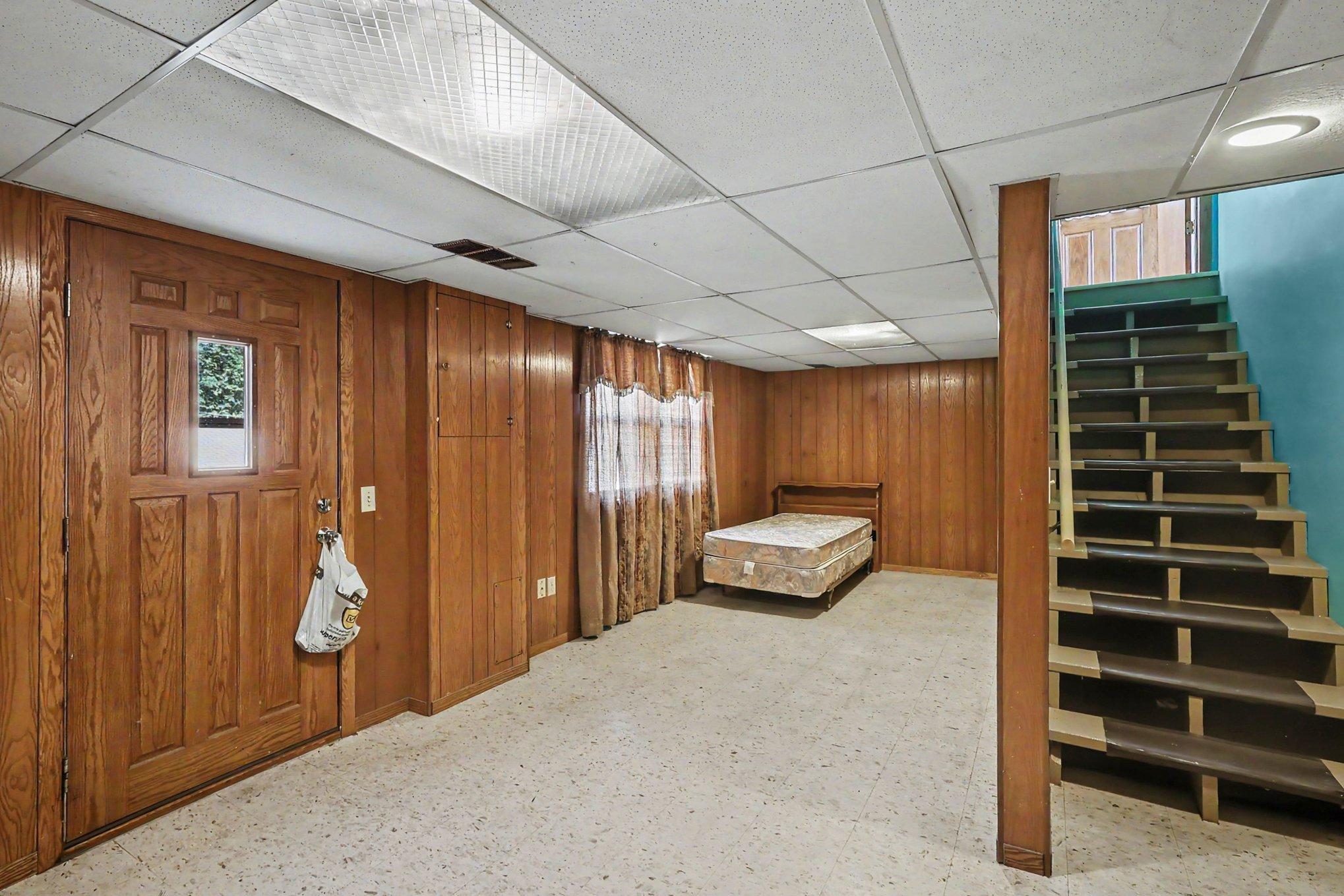 913 7th Avenue E Property Photo 15