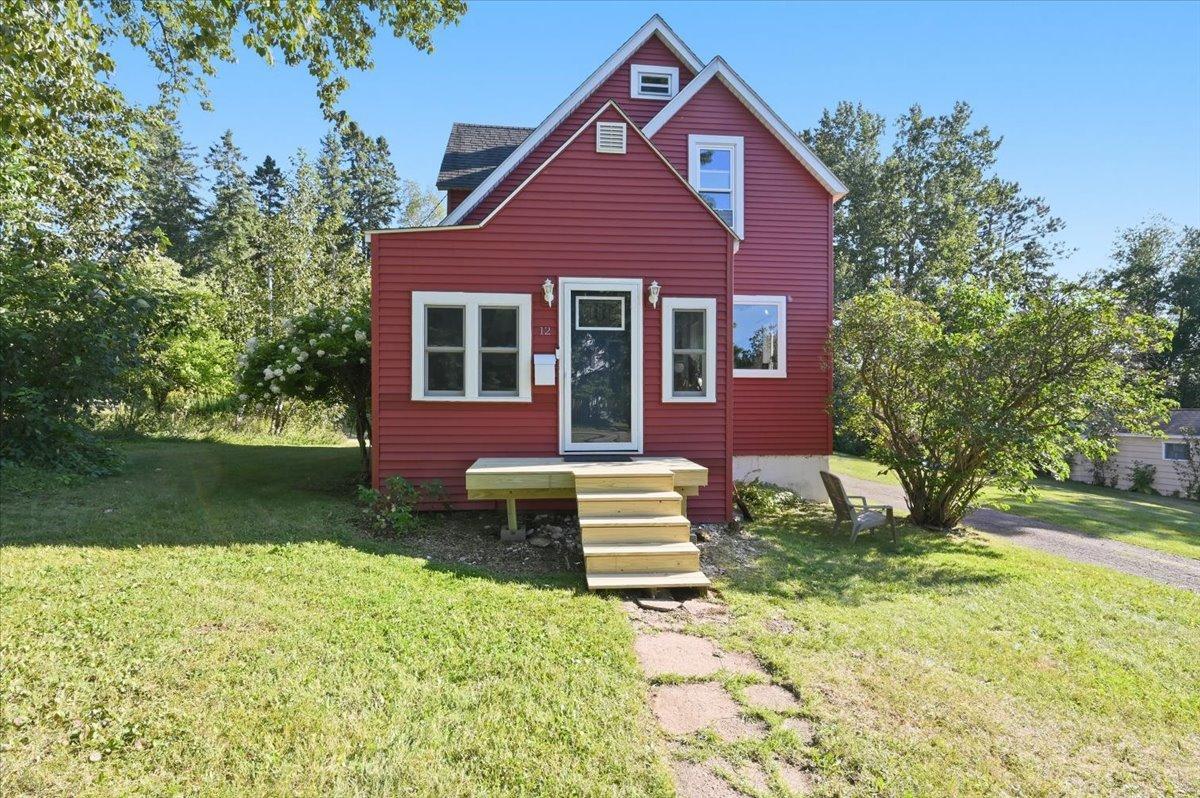 12 W Winona Street Property Photo 1