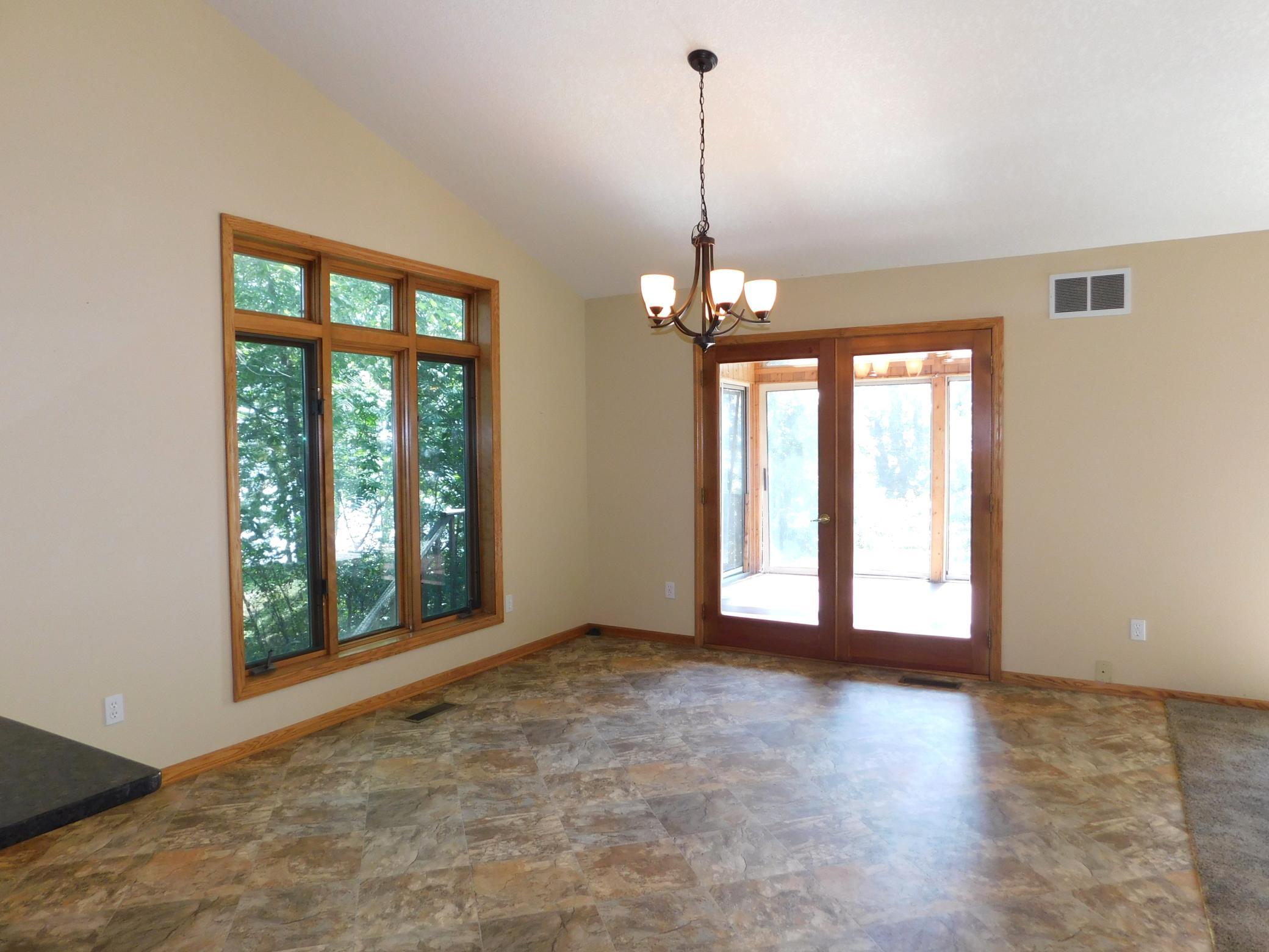 21060 Pike Avenue Property Photo 12
