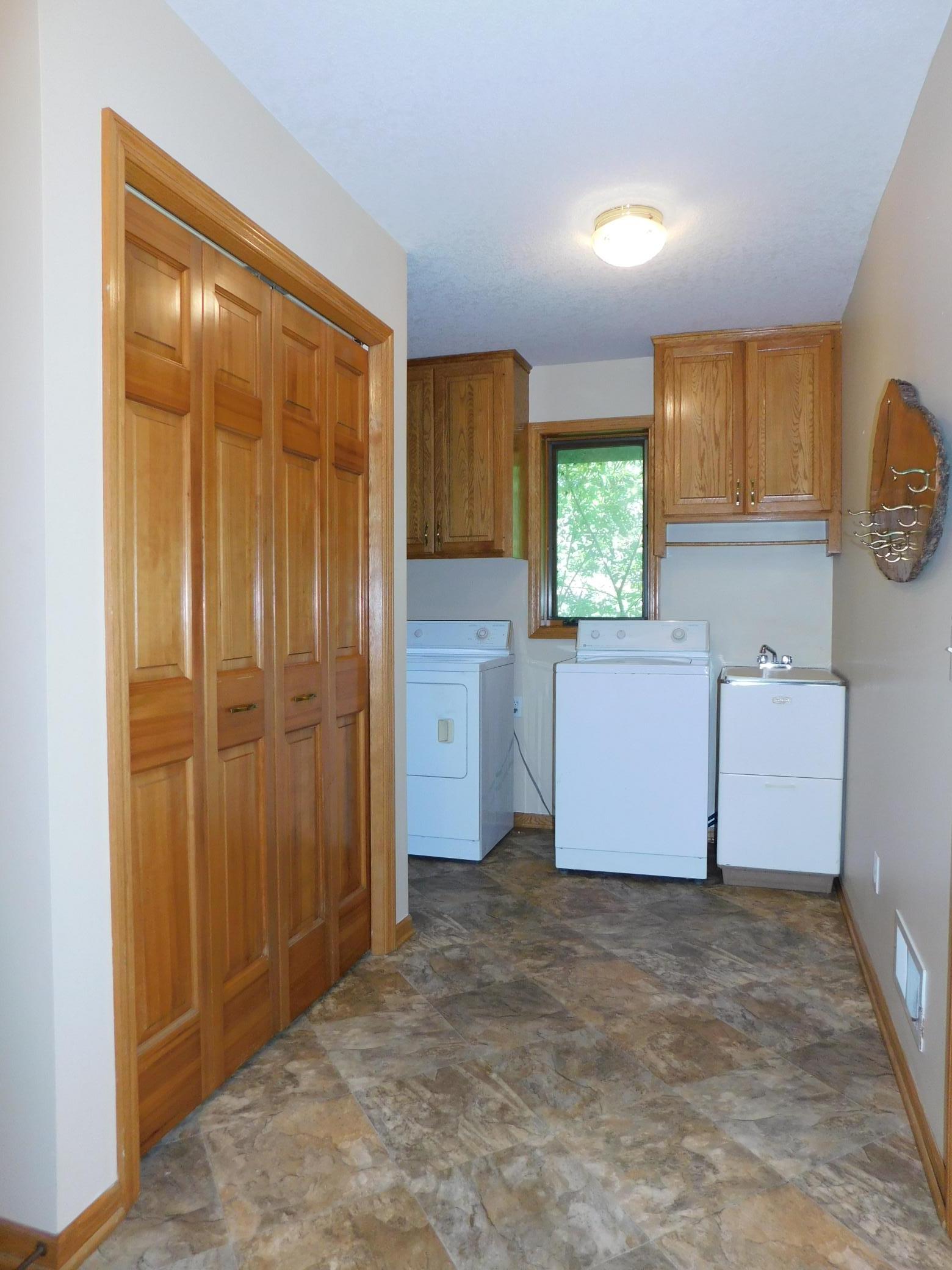 21060 Pike Avenue Property Photo 25