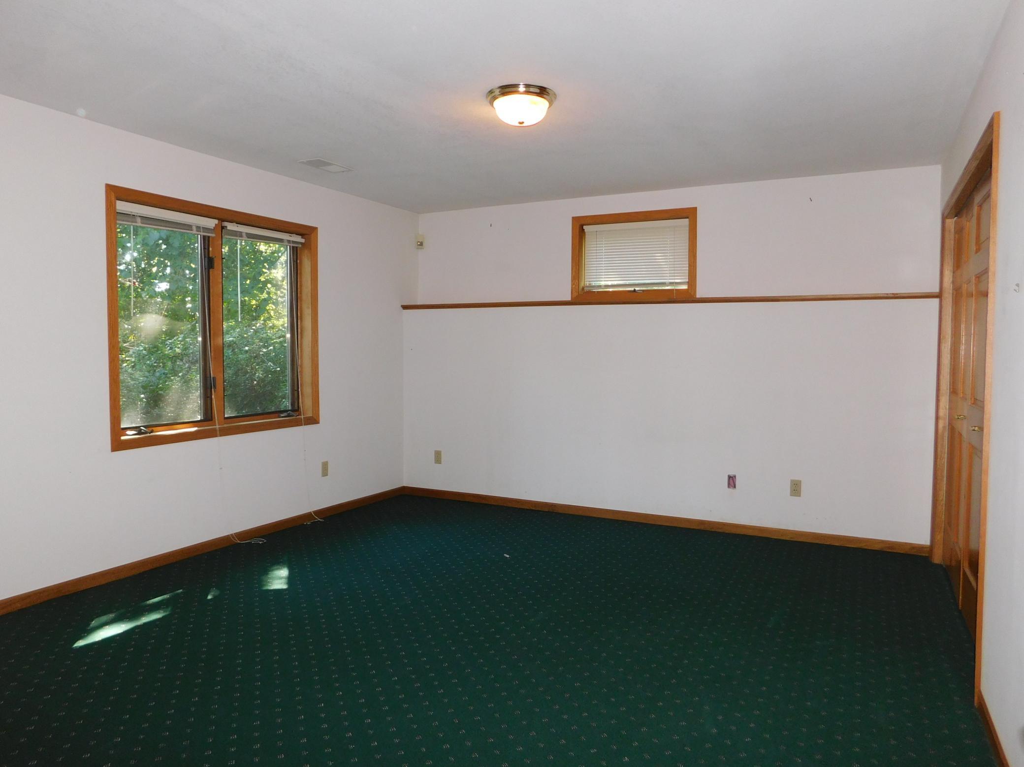 21060 Pike Avenue Property Photo 36