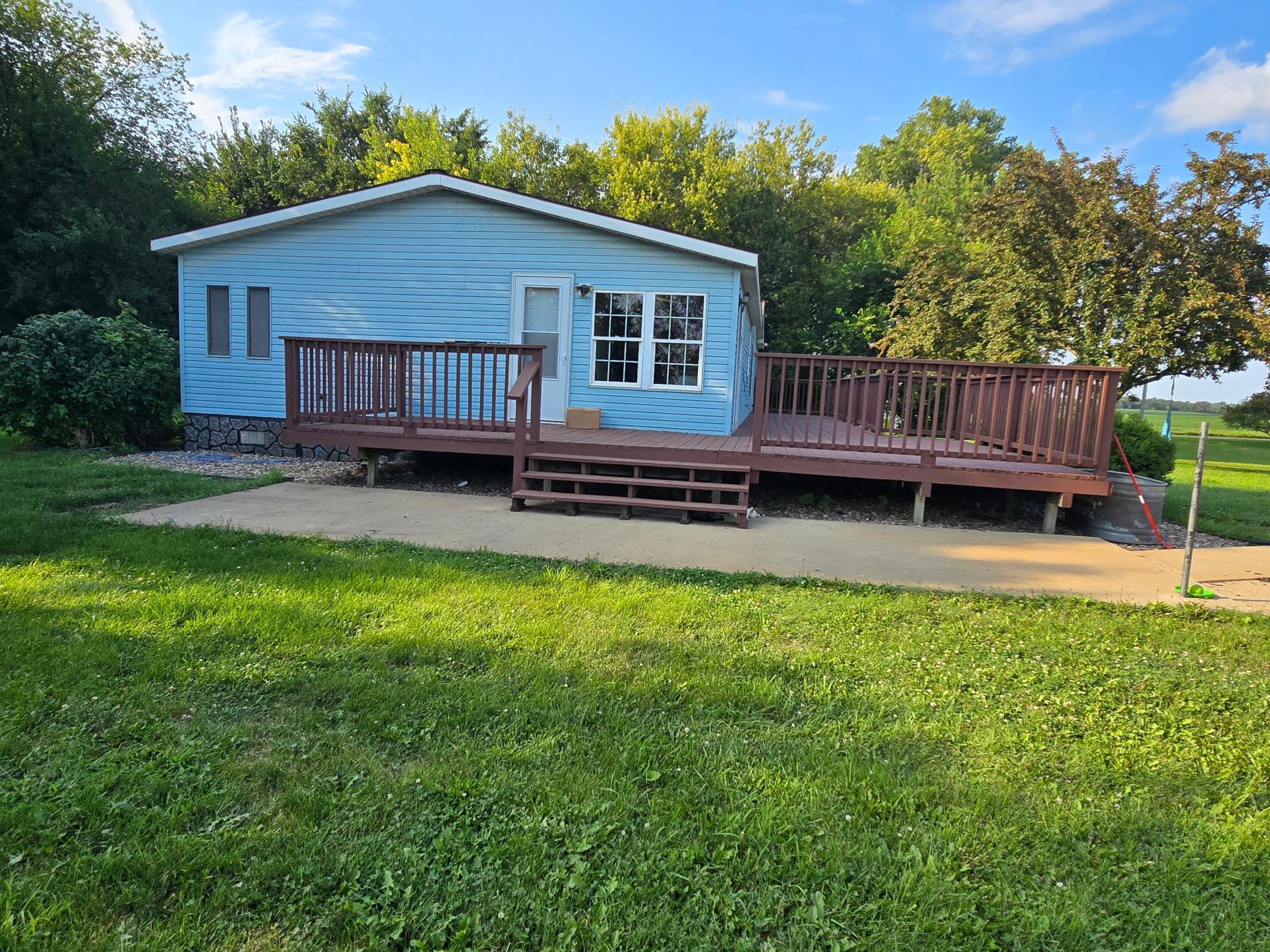 25050 400th Street Property Photo 3