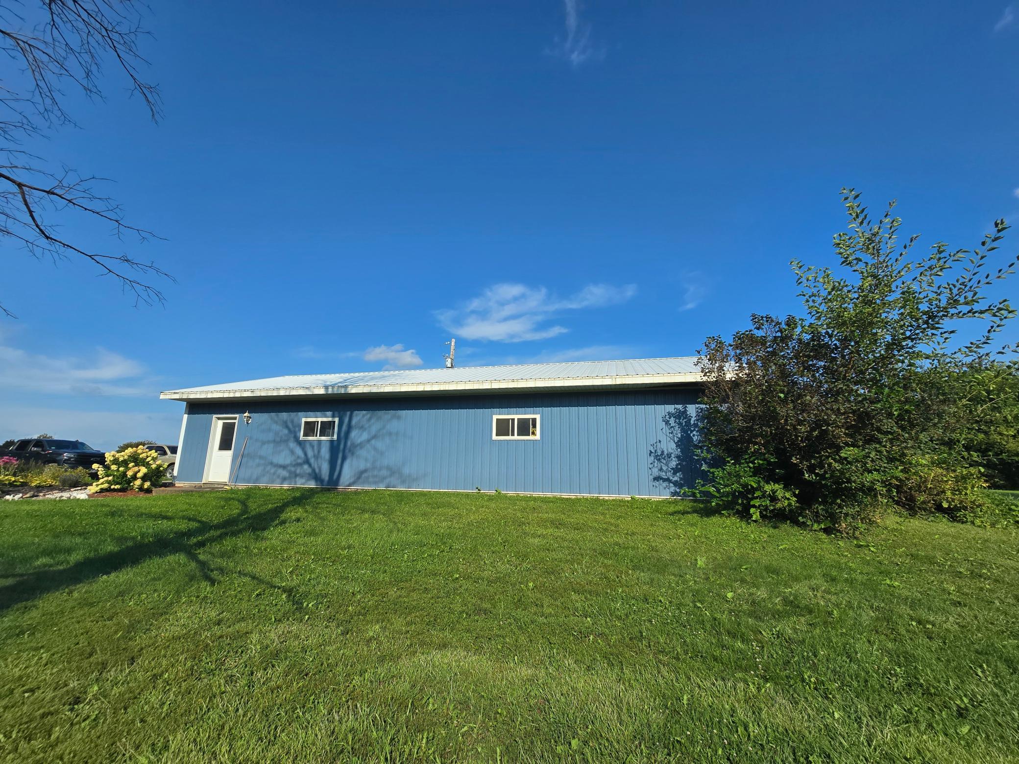25050 400th Street Property Photo 5