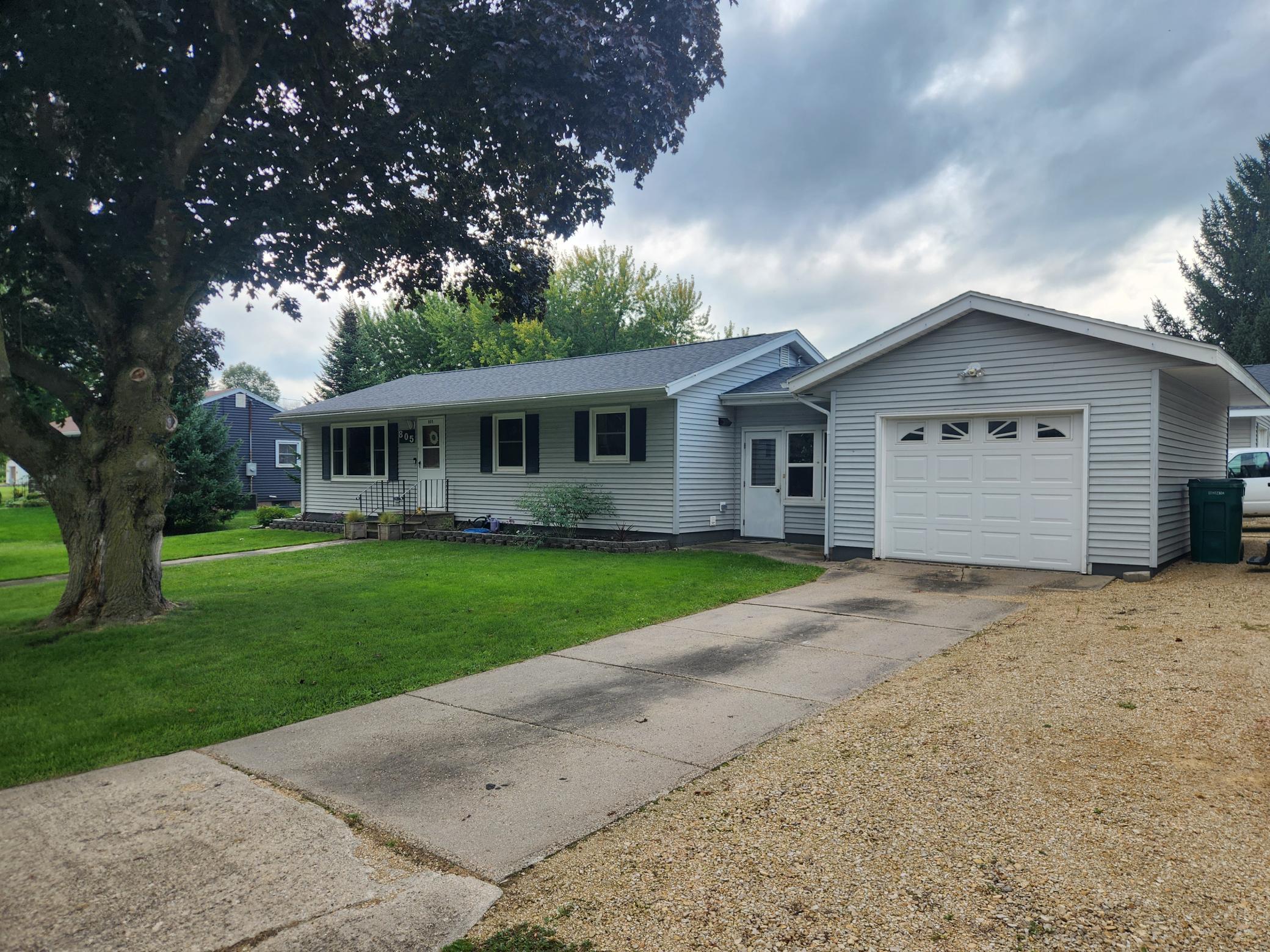 805 E County Road N Property Photo 32
