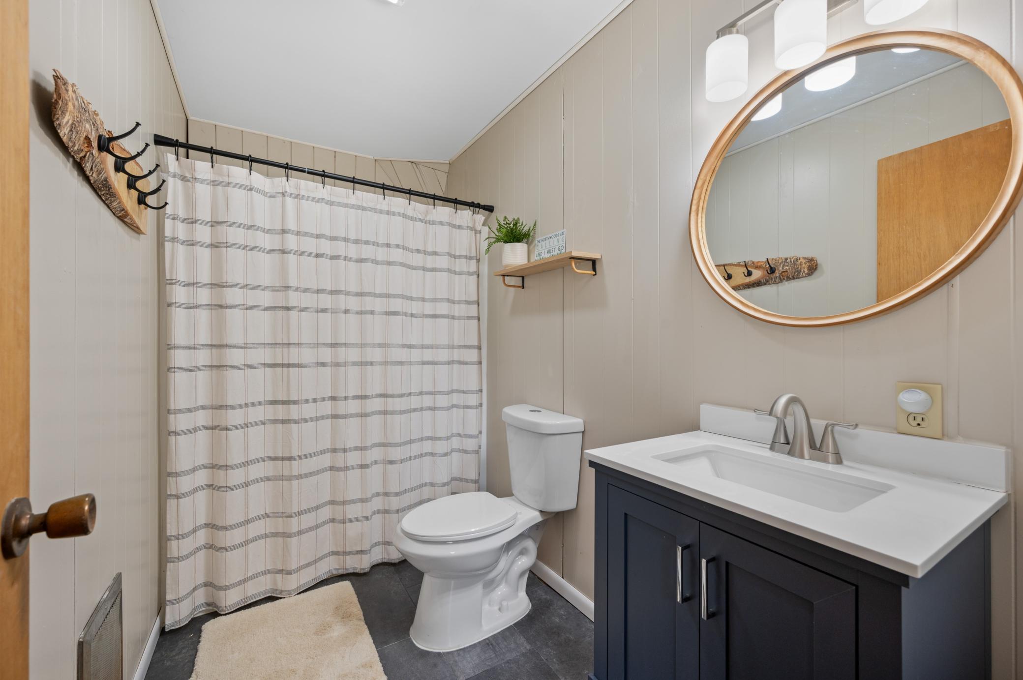 24871 E Long Lake Road Property Photo 17
