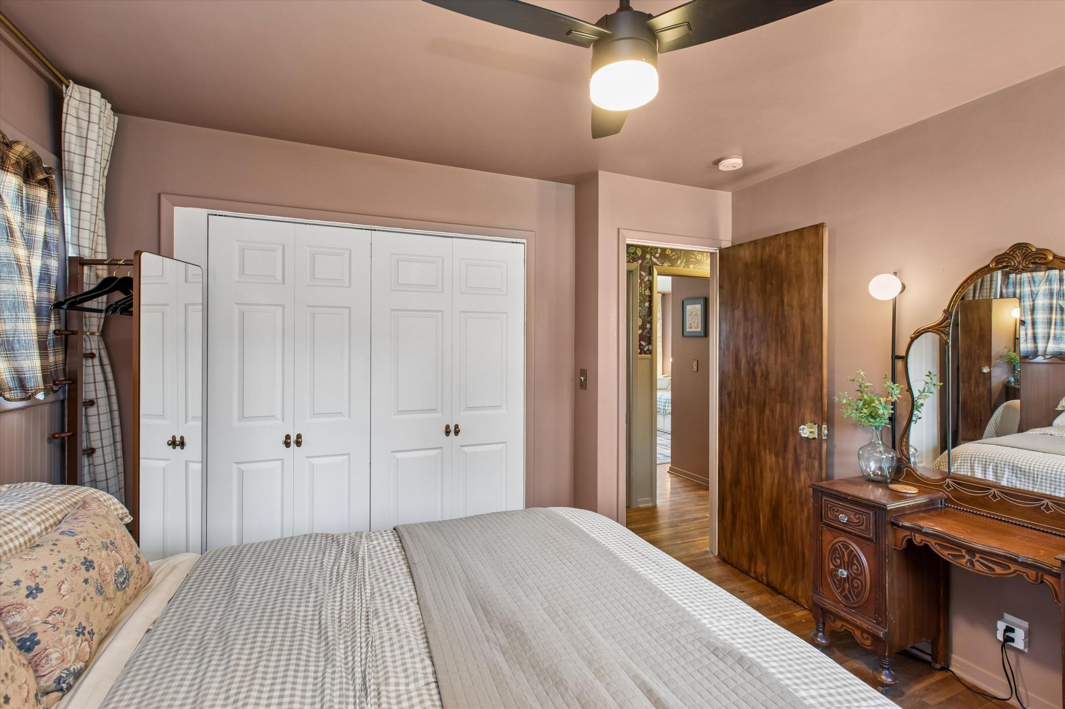 18 Park Drive Property Photo 11
