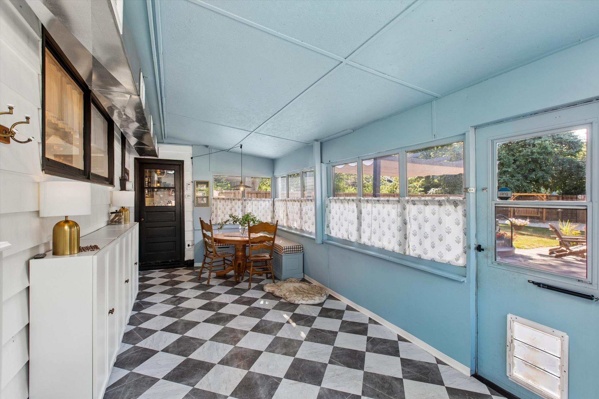18 Park Drive Property Photo 19