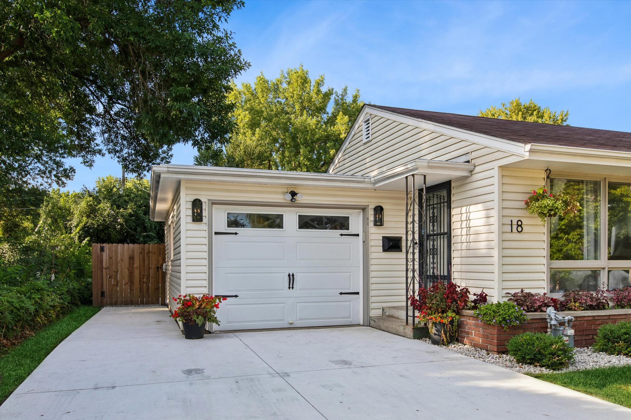 18 Park Drive Property Photo 37