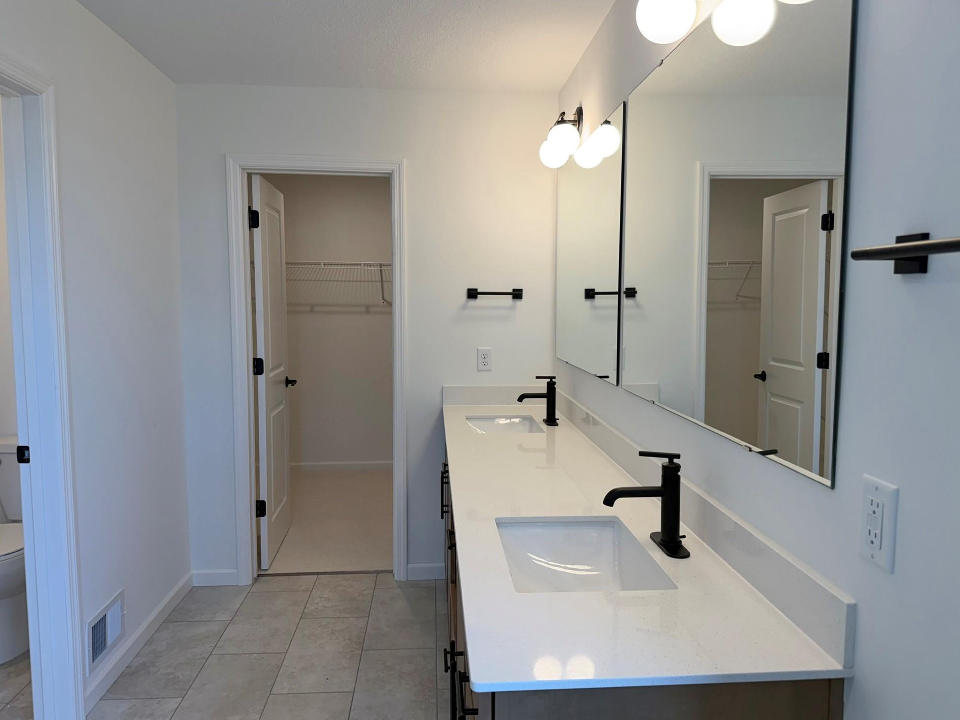 2275 Beechwood Avenue Property Photo 19