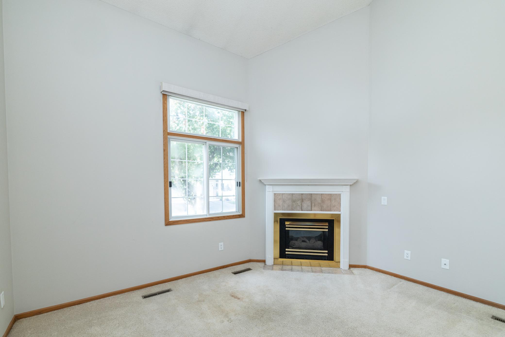 15573 Garnet Way 60 Property Photo 8