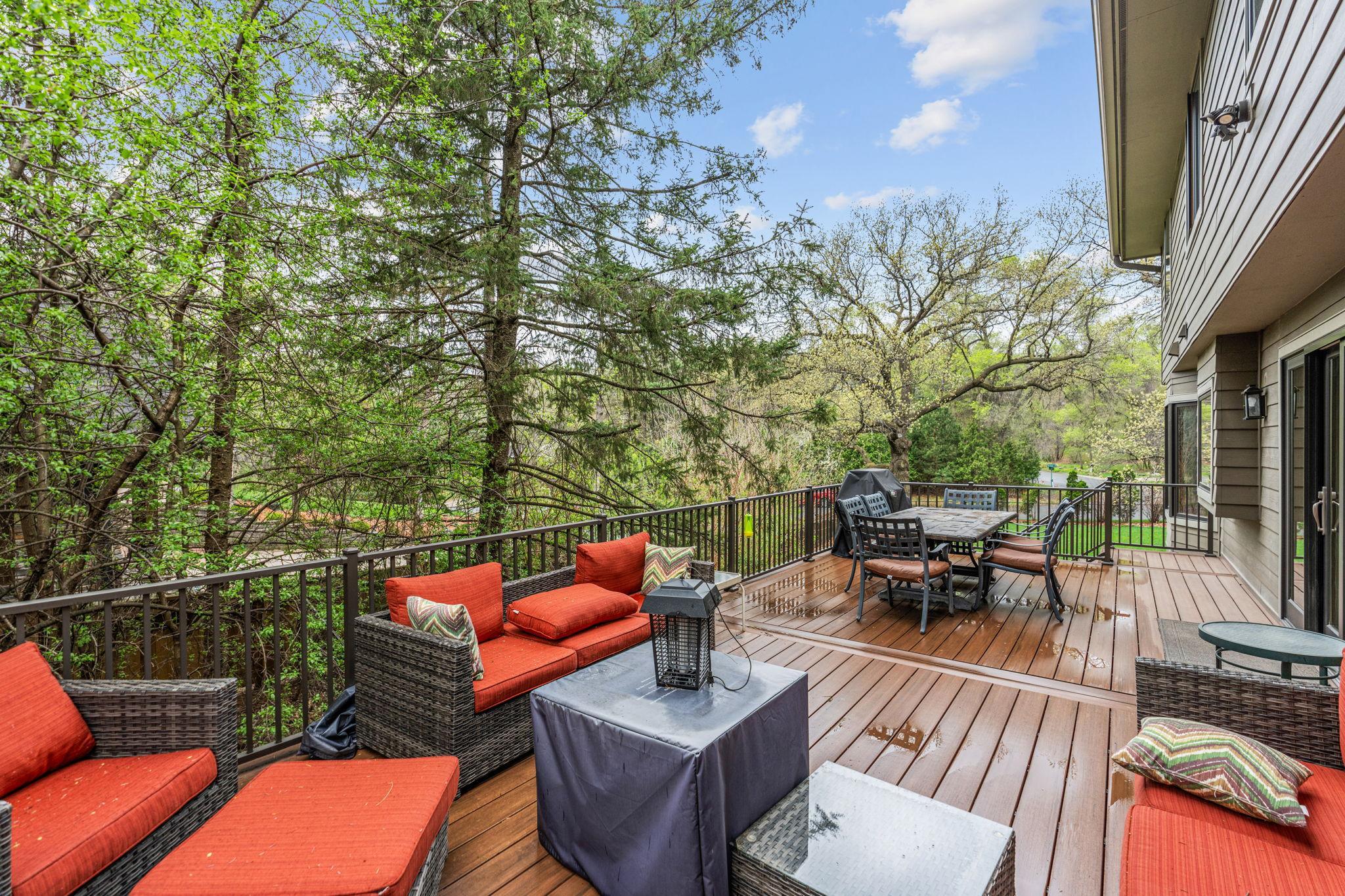 5811 Shannon Drive Property Photo 3