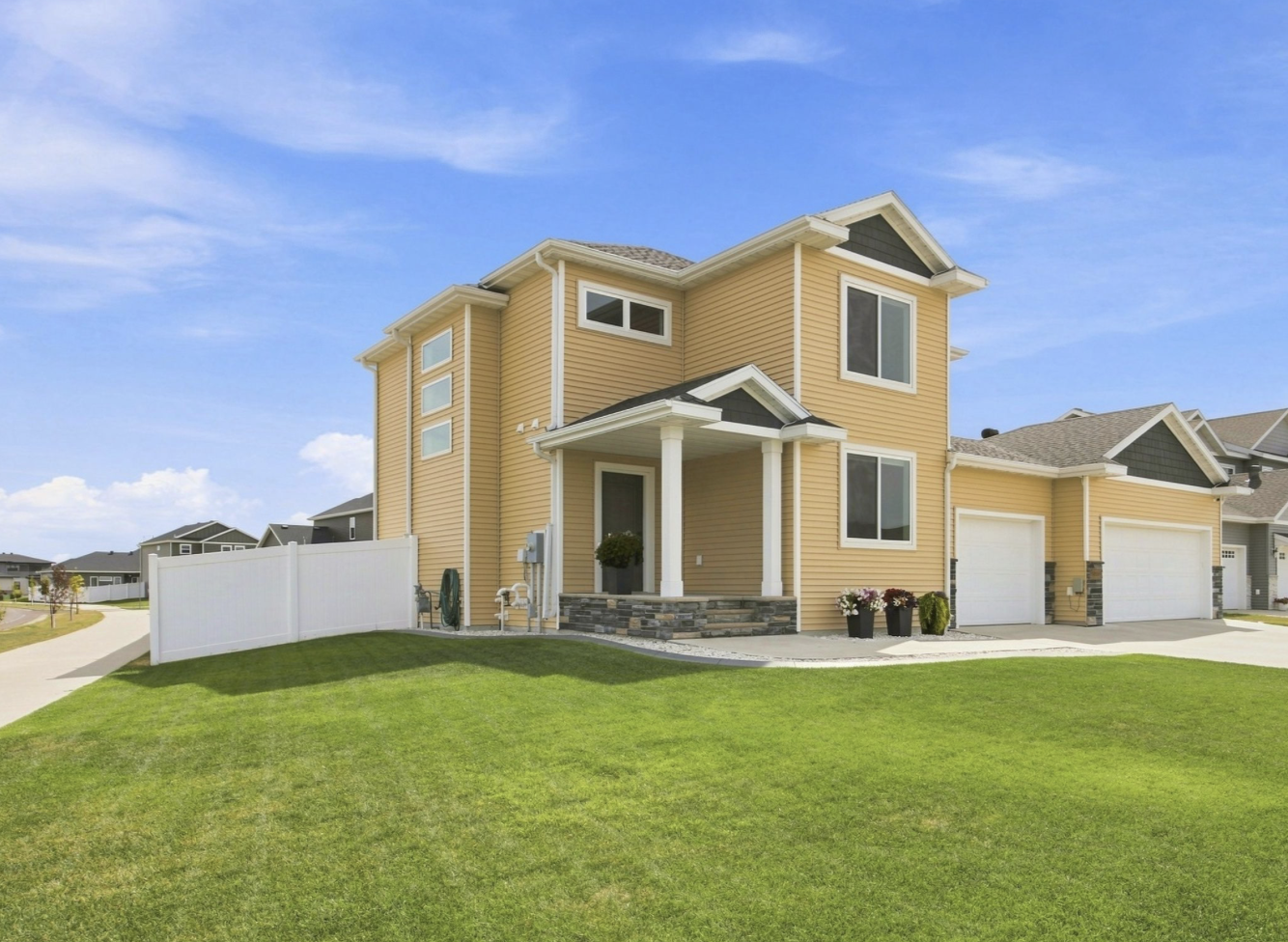 3606 Cordova Loop S Property Photo 4