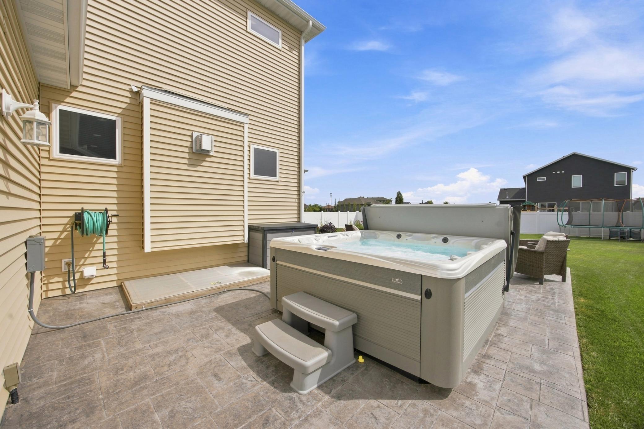 3606 Cordova Loop S Property Photo 9