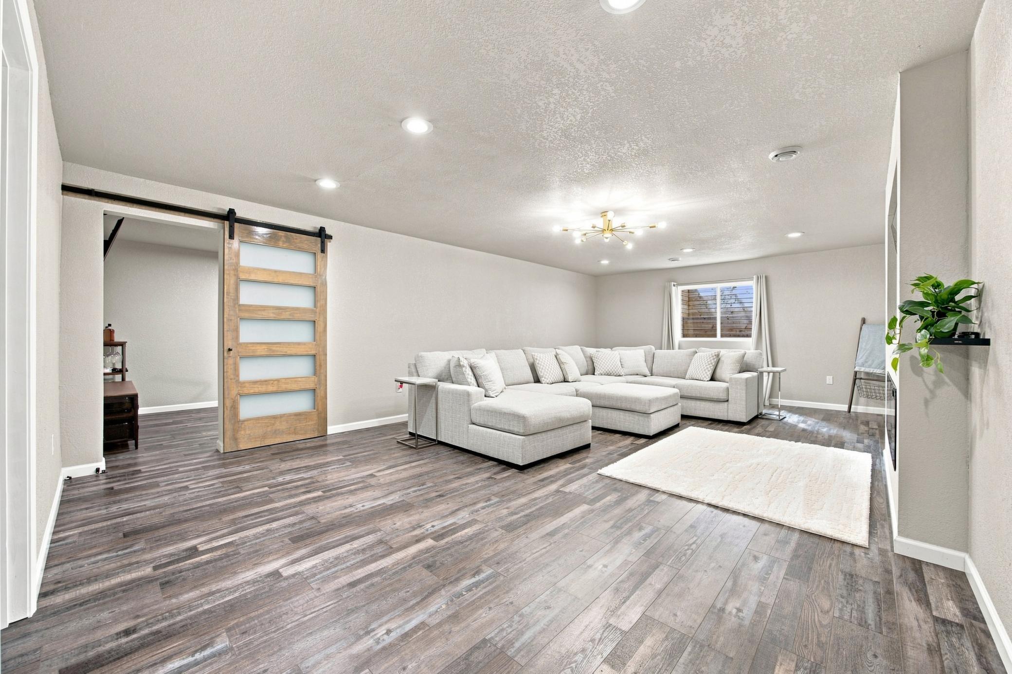 3606 Cordova Loop S Property Photo 46