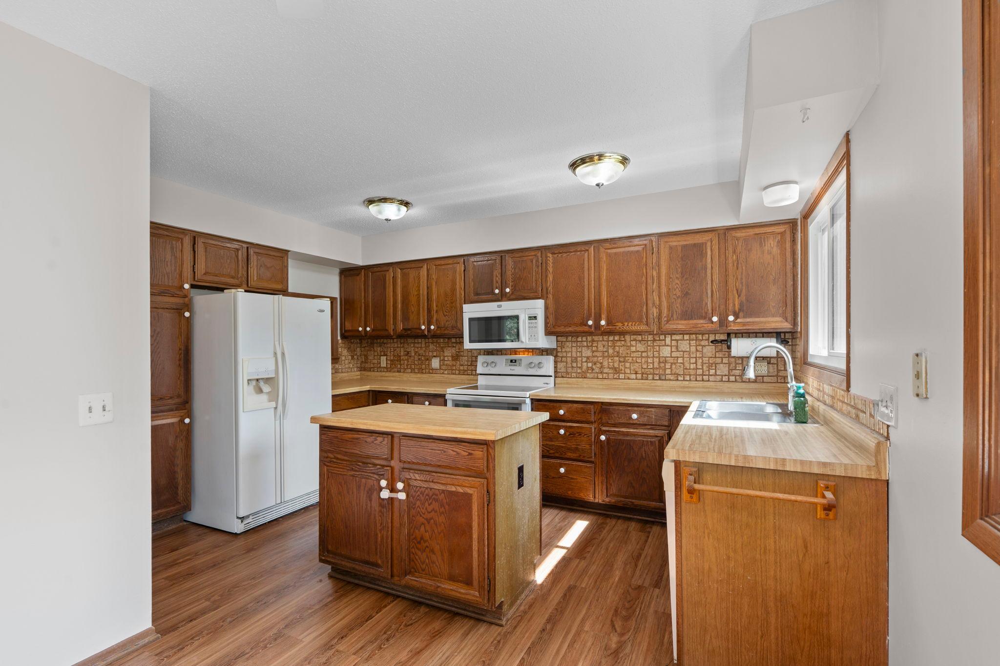 16995 Gannon Way W Property Photo 17