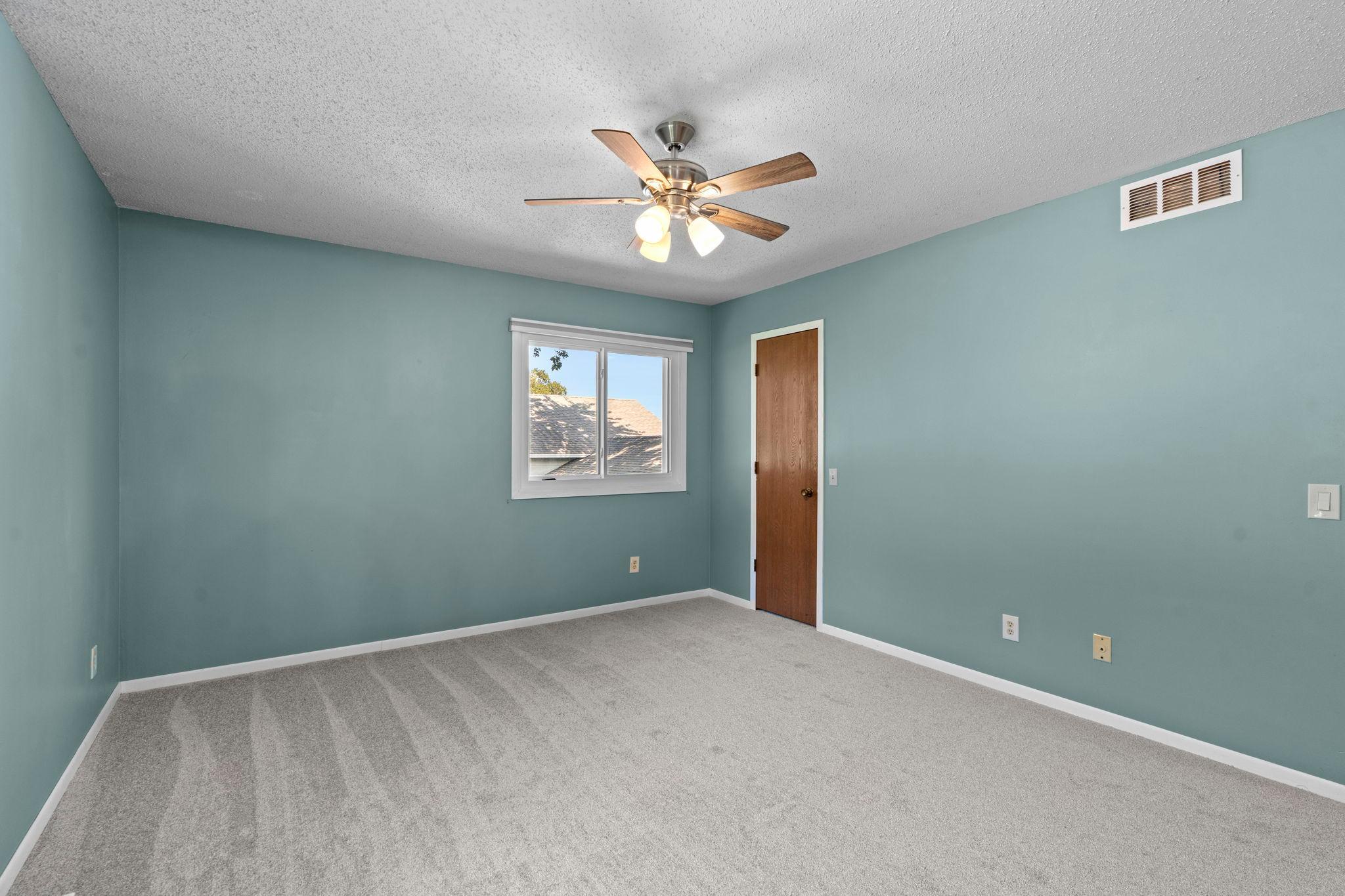 16995 Gannon Way W Property Photo 19