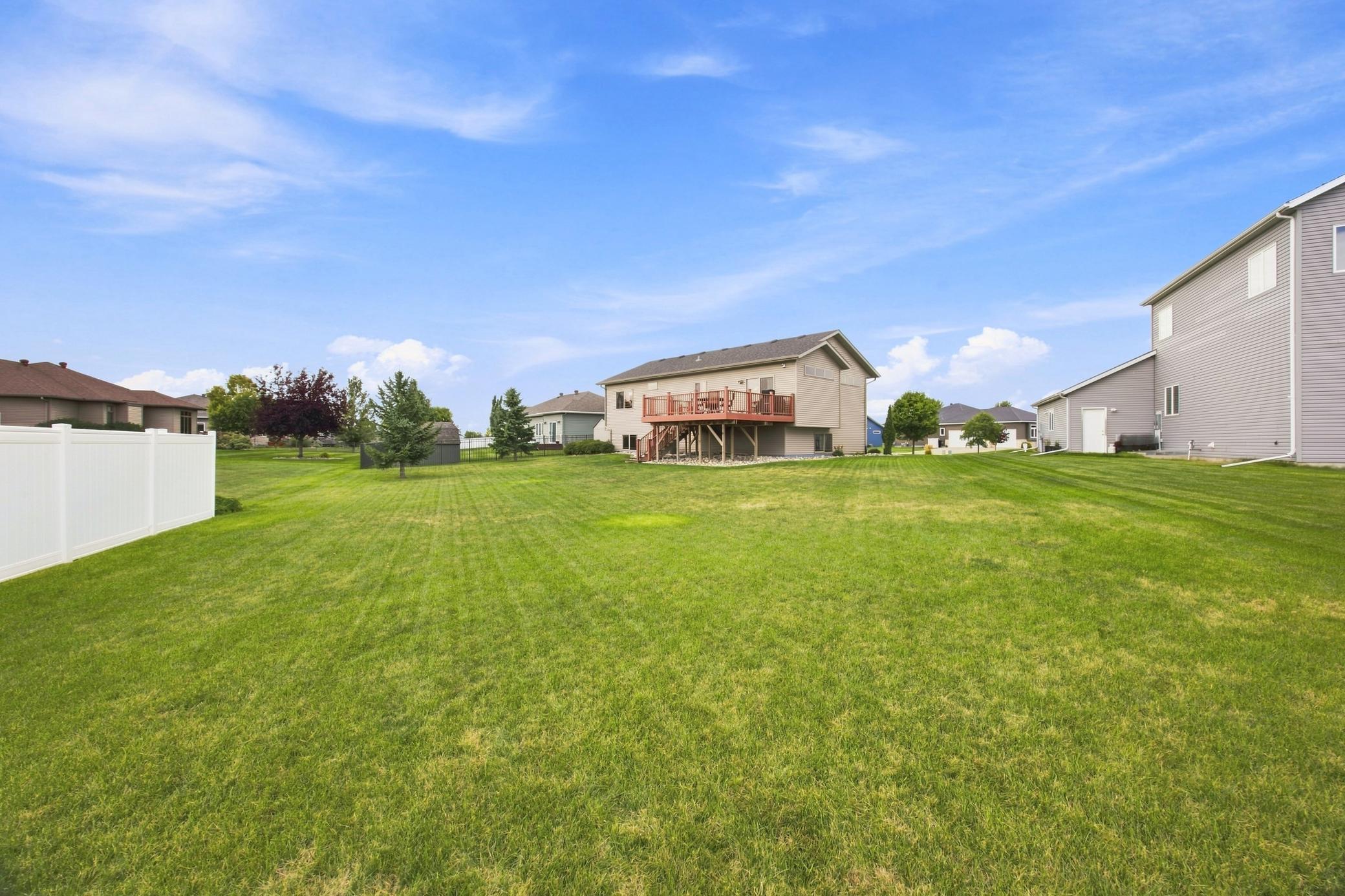 5004 Loden Court S Property Photo 6