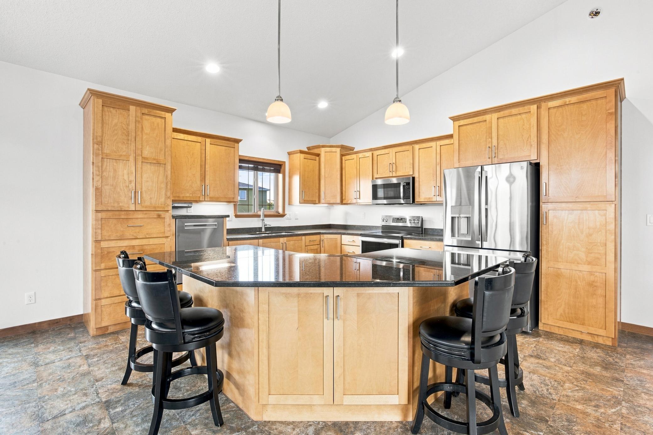 5004 Loden Court S Property Photo 14