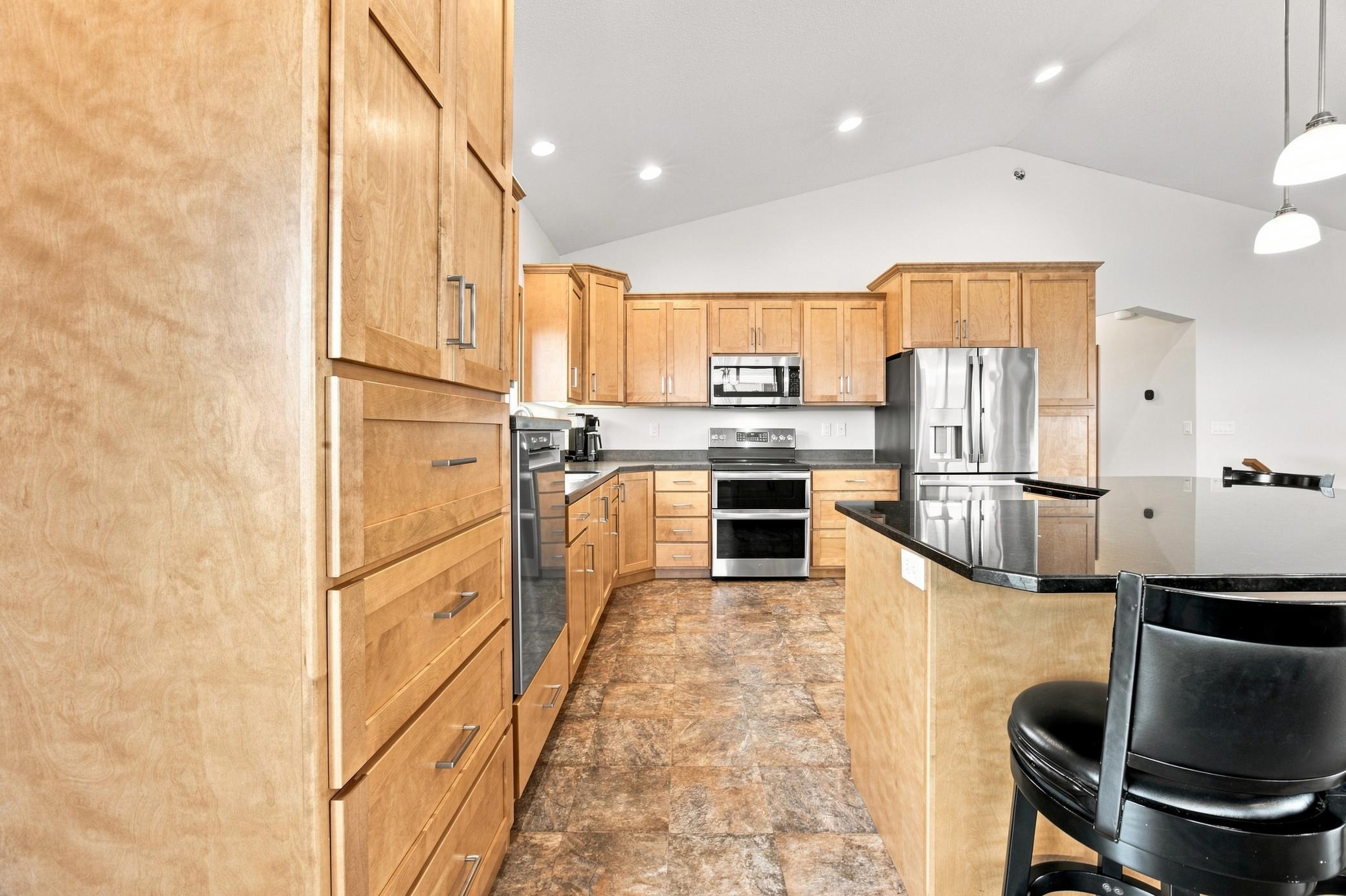 5004 Loden Court S Property Photo 15