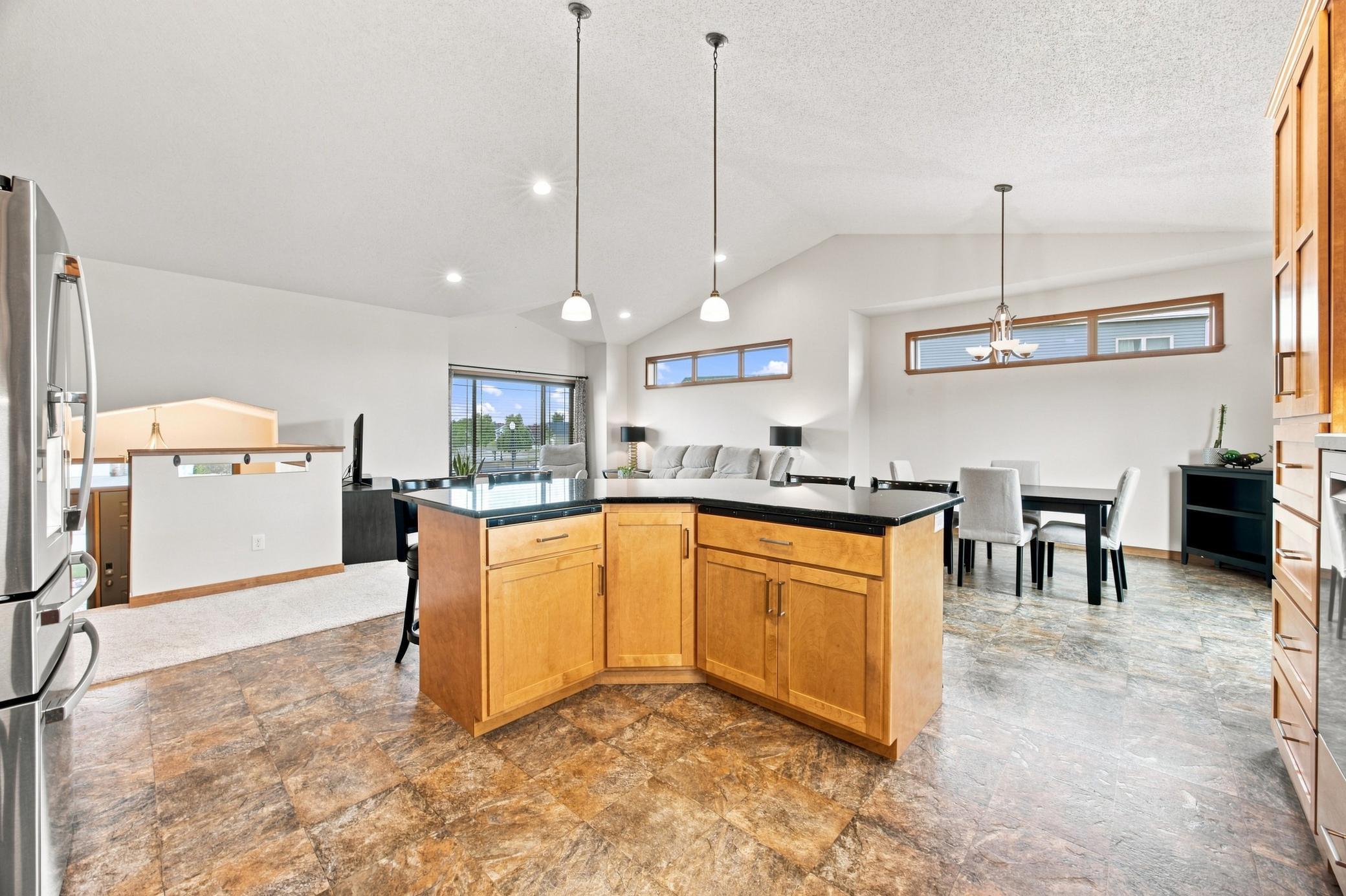 5004 Loden Court S Property Photo 18