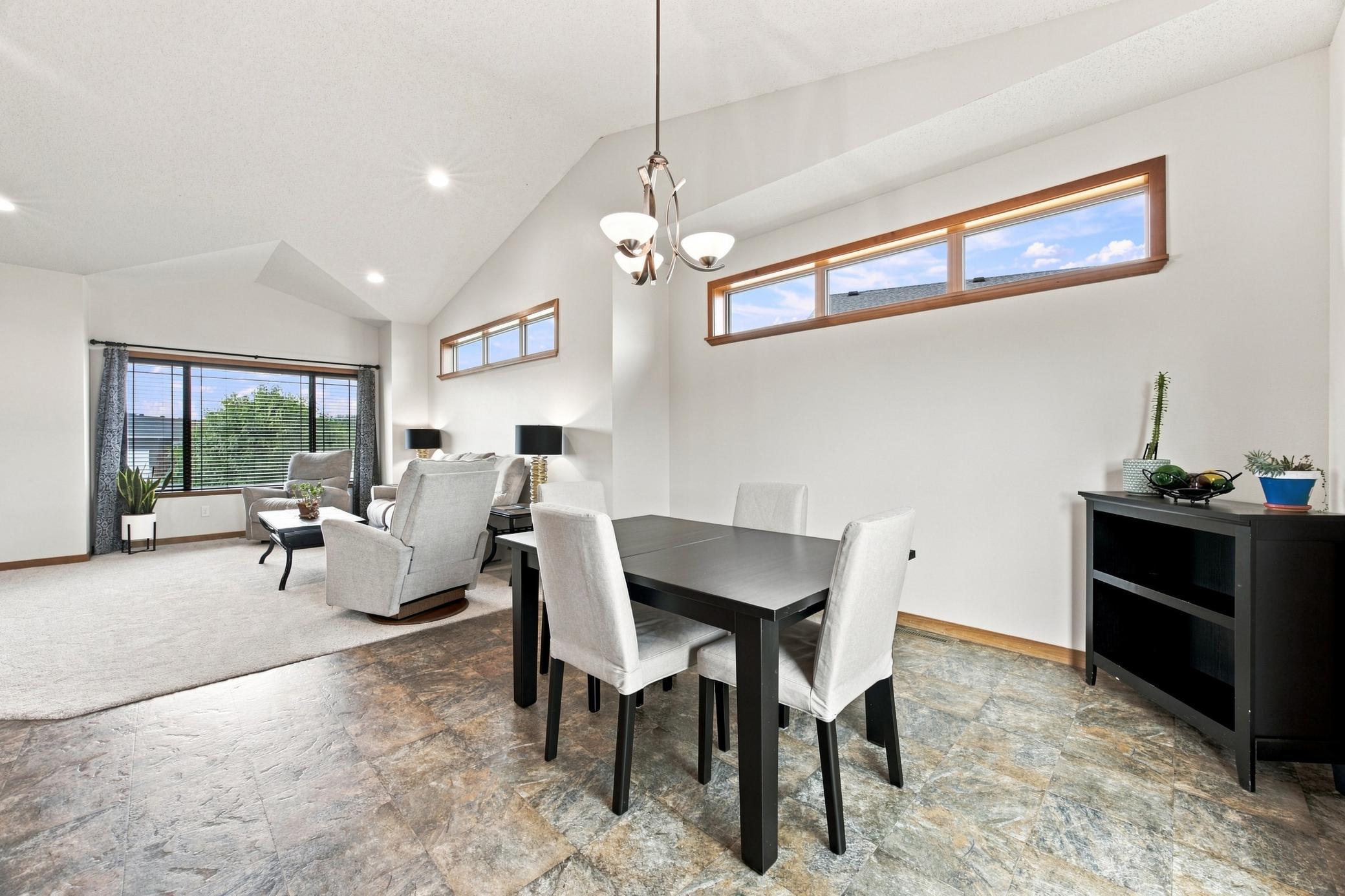 5004 Loden Court S Property Photo 20