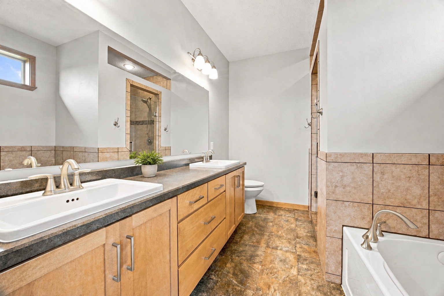 5004 Loden Court S Property Photo 24