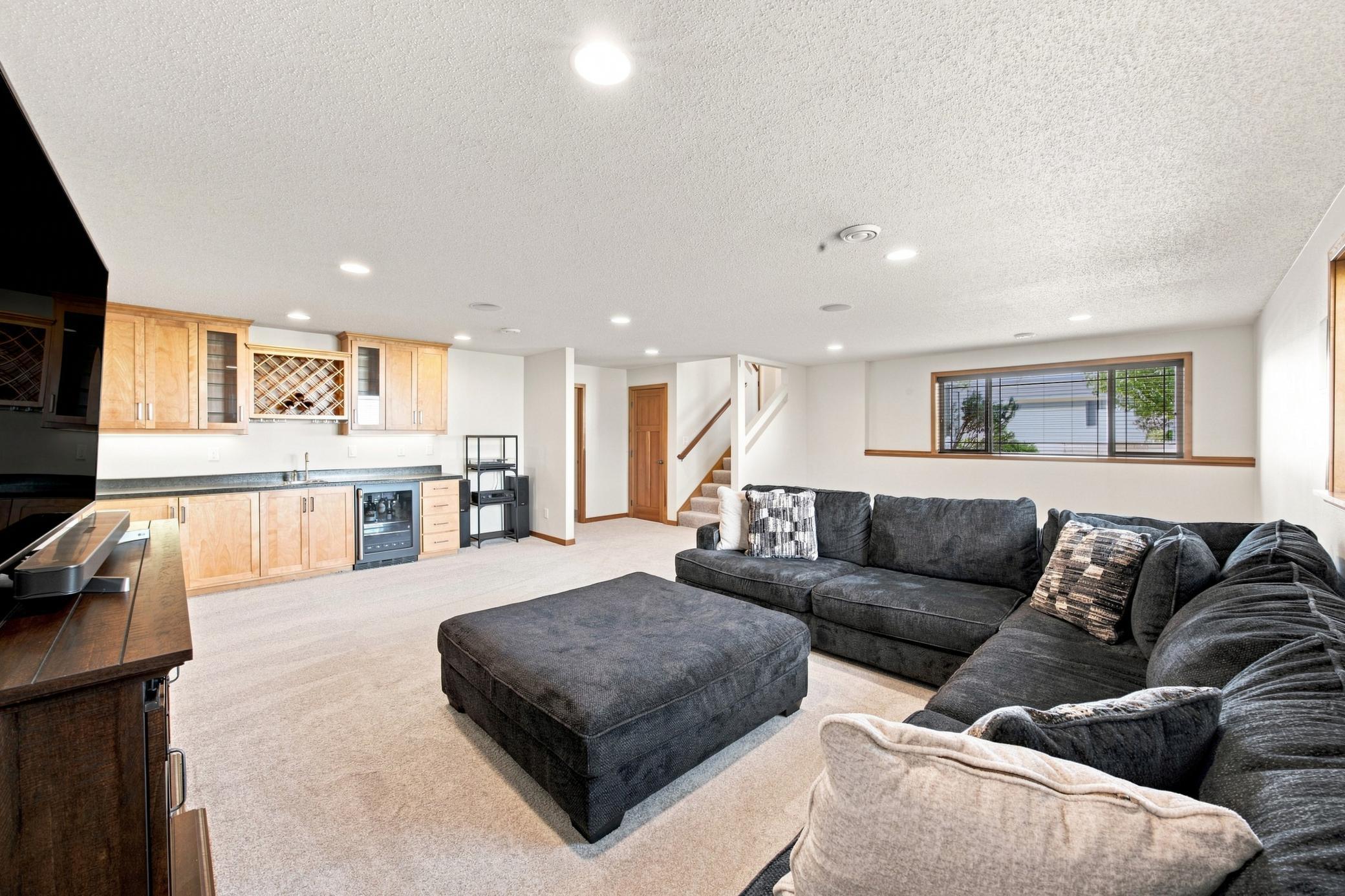 5004 Loden Court S Property Photo 33