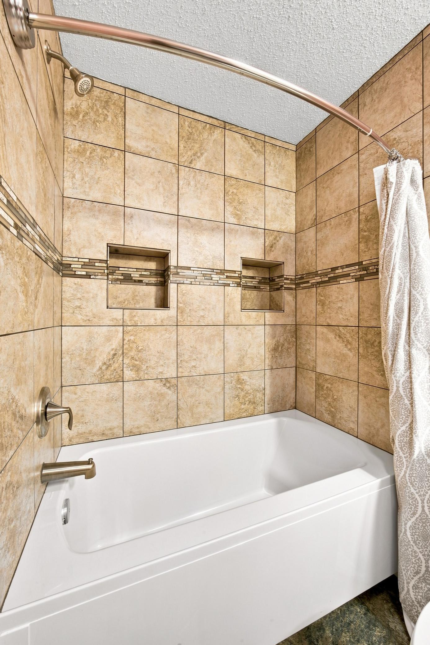5004 Loden Court S Property Photo 38