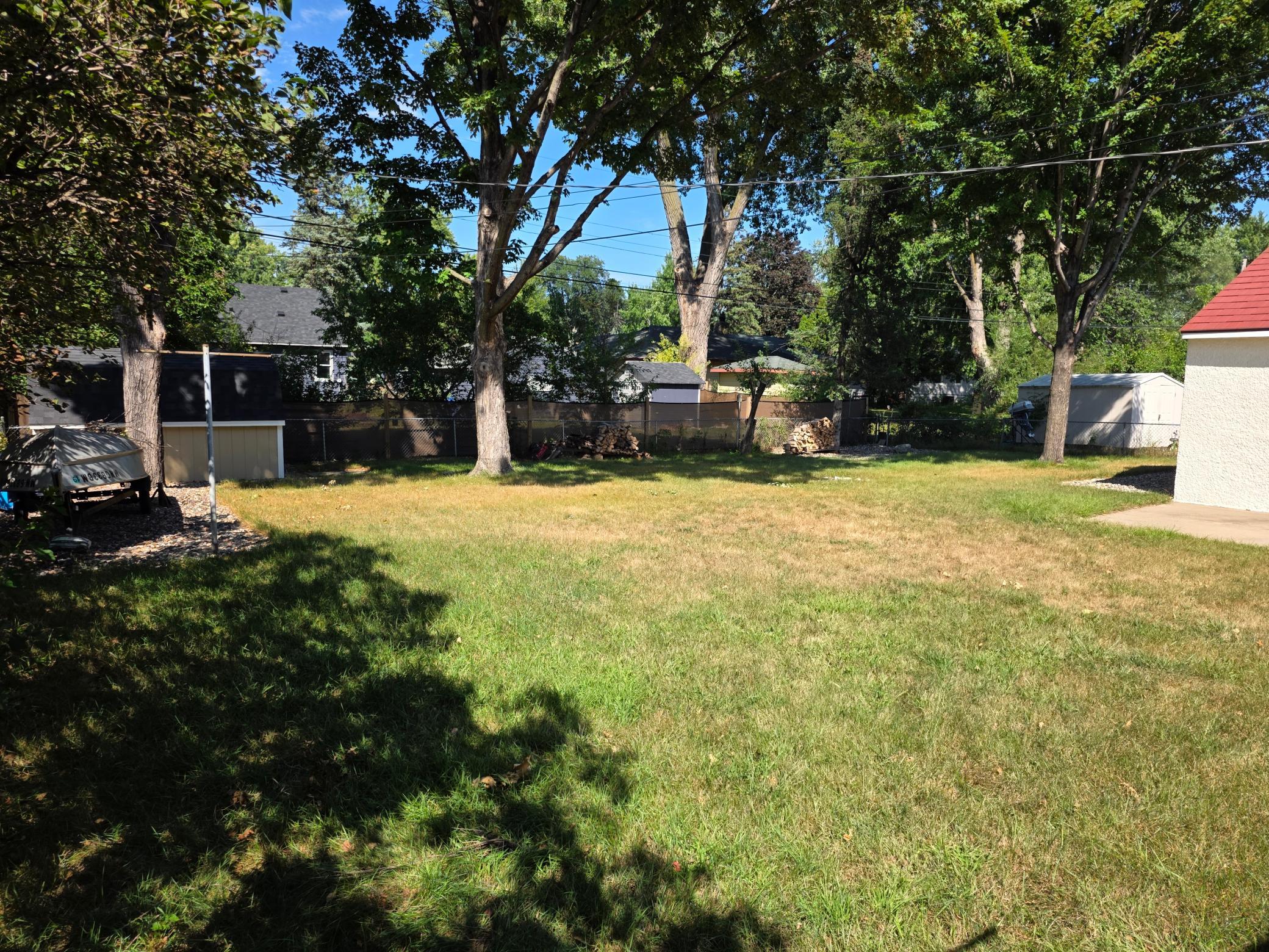 1747 Pinewood Drive Property Photo 3