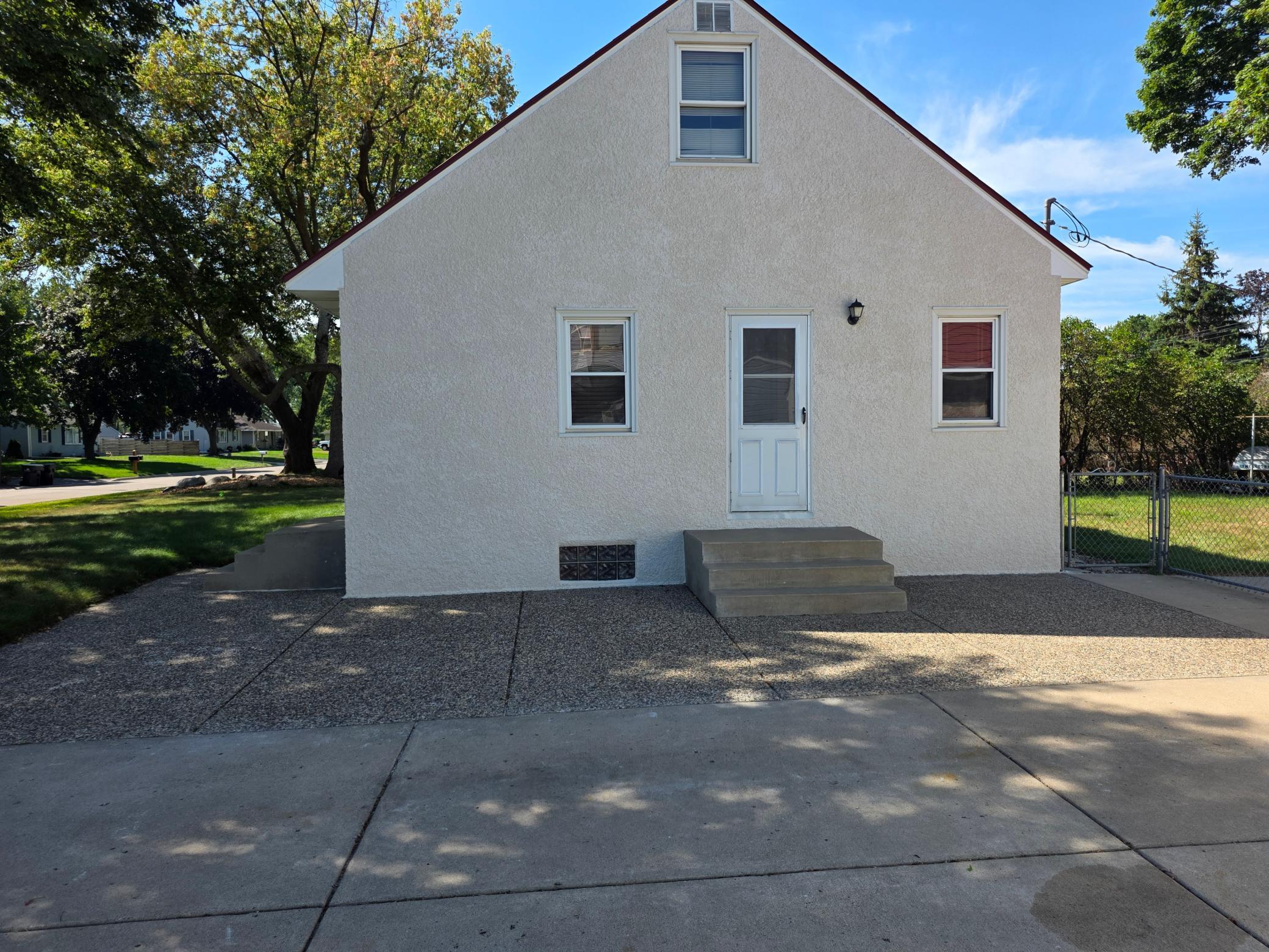 1747 Pinewood Drive Property Photo 8