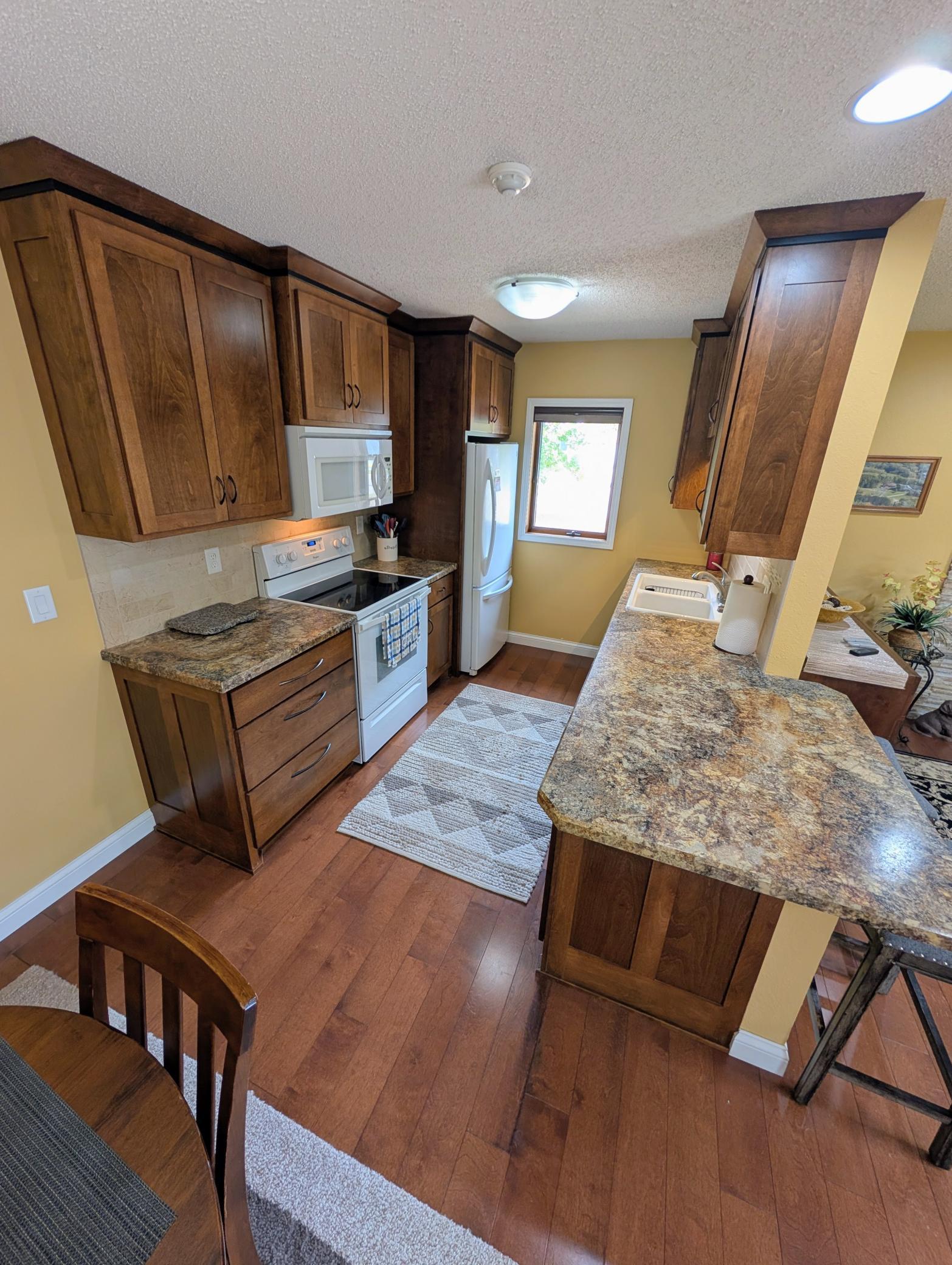 1825 Perlich Avenue 207 Property Photo 4