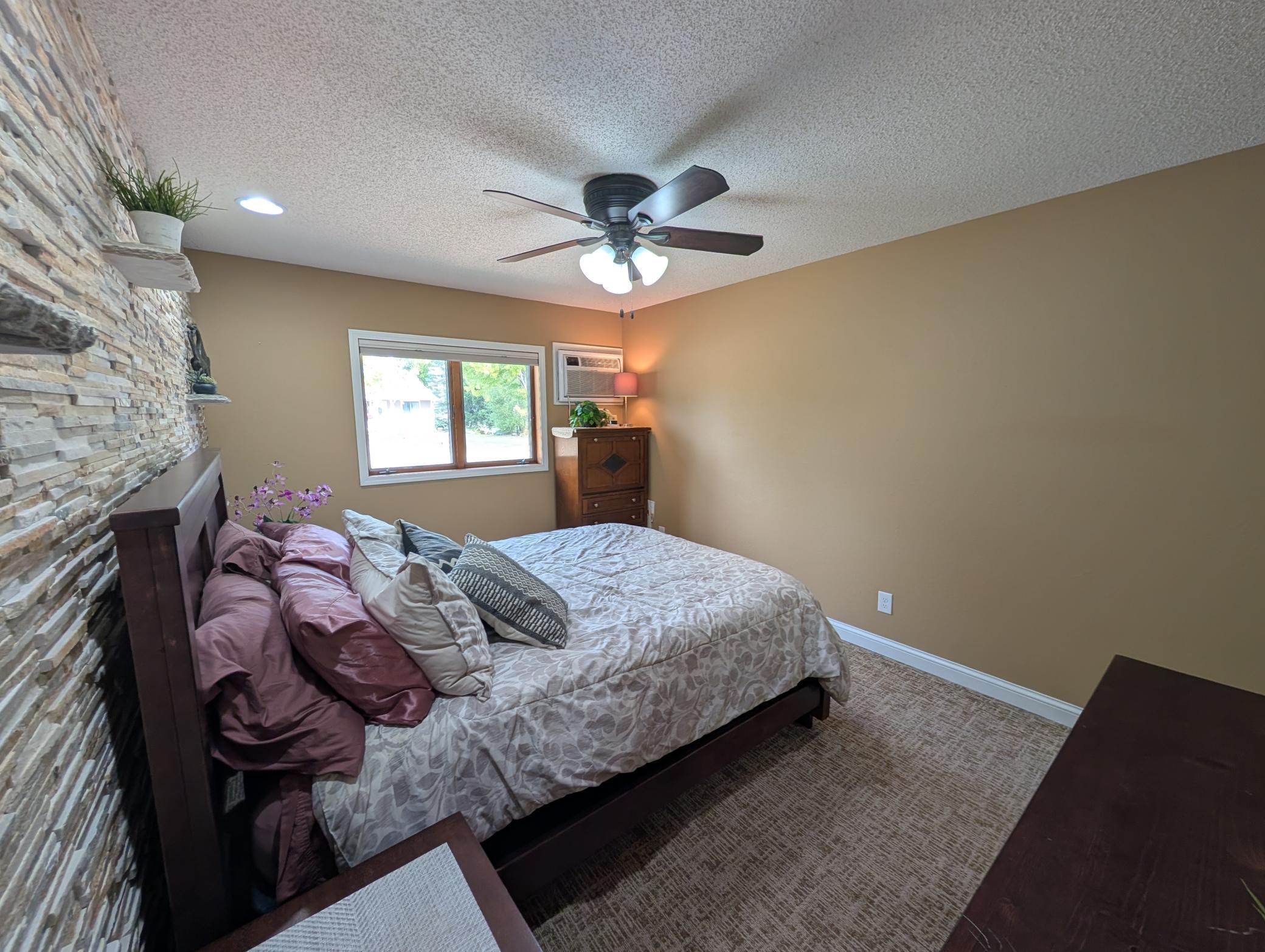 1825 Perlich Avenue 207 Property Photo 27