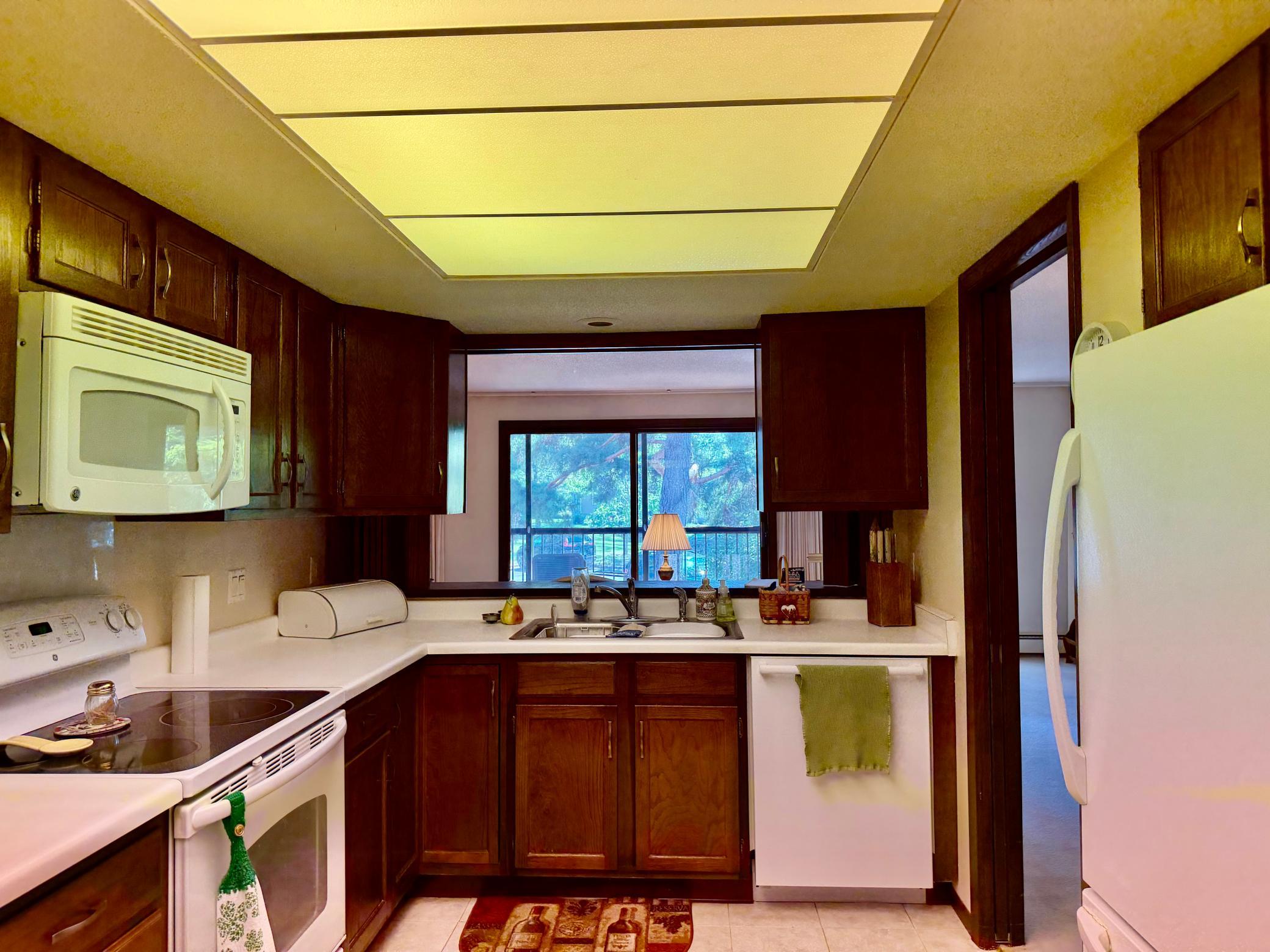 8549 Irwin Road 138 Property Photo 5