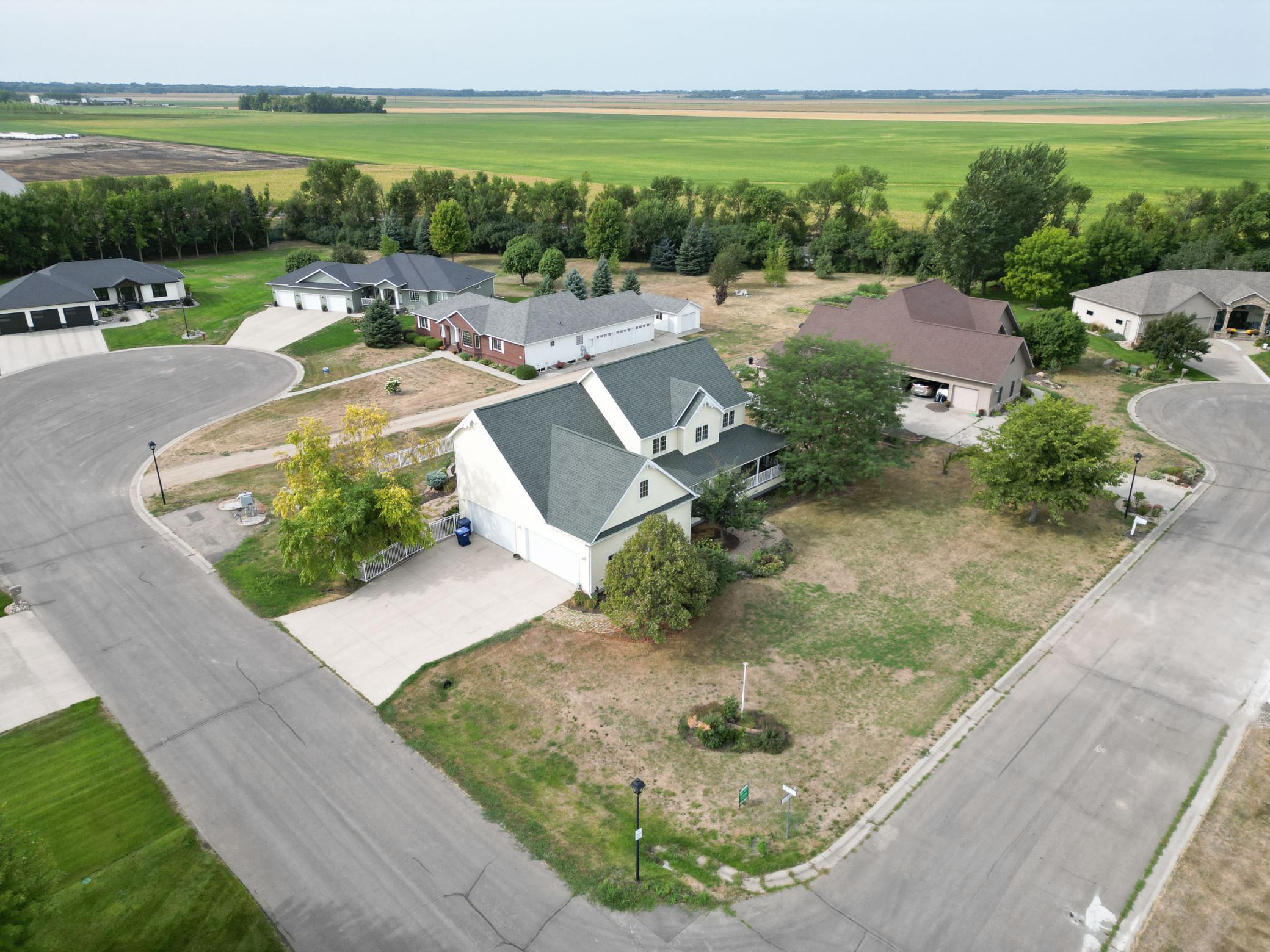 210 Hackberry Court Property Photo 4