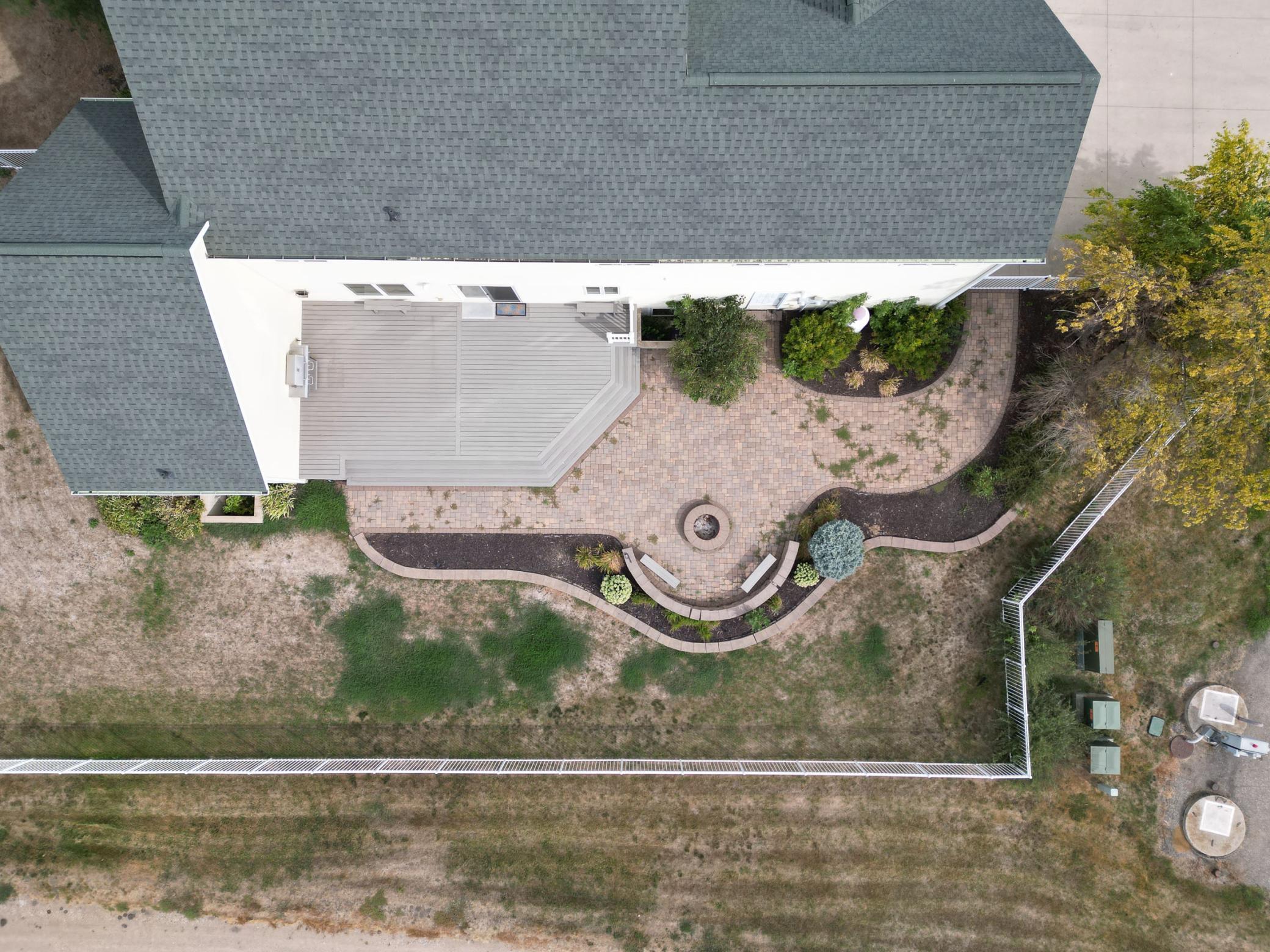 210 Hackberry Court Property Photo 6