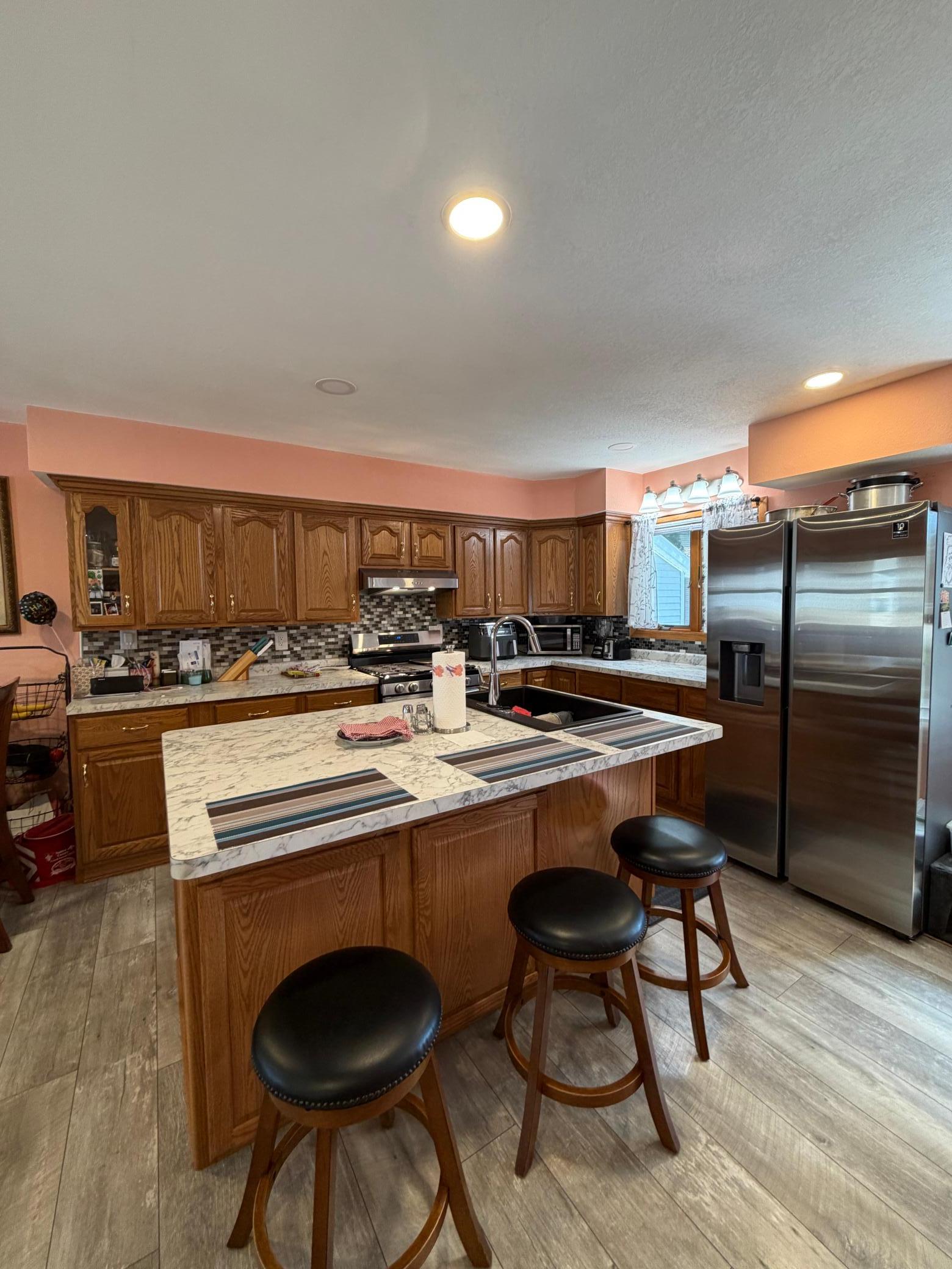 231 Elizabeth Street E Property Photo 5