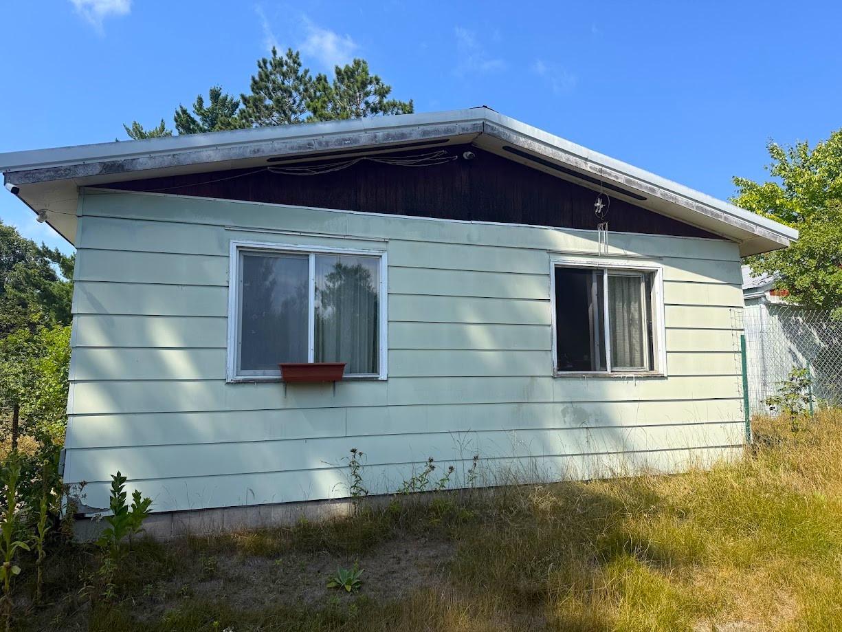 10082 Legionville Road Property Photo 5