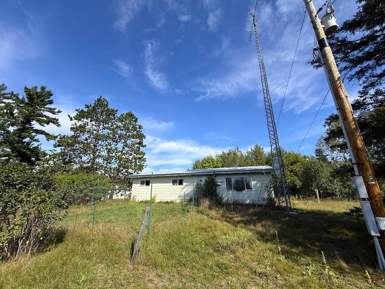 10082 Legionville Road Property Photo 8