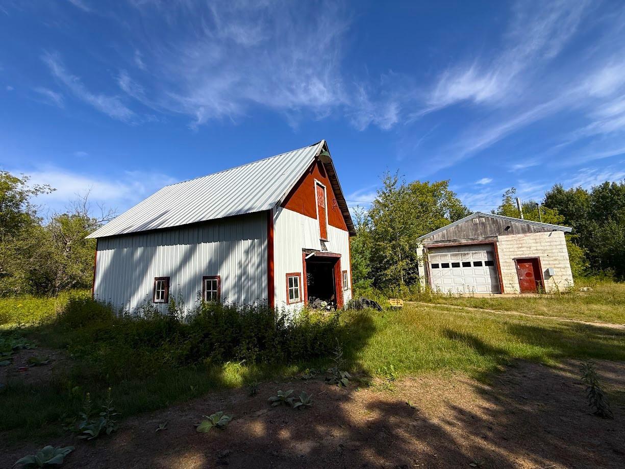 10082 Legionville Road Property Photo 12