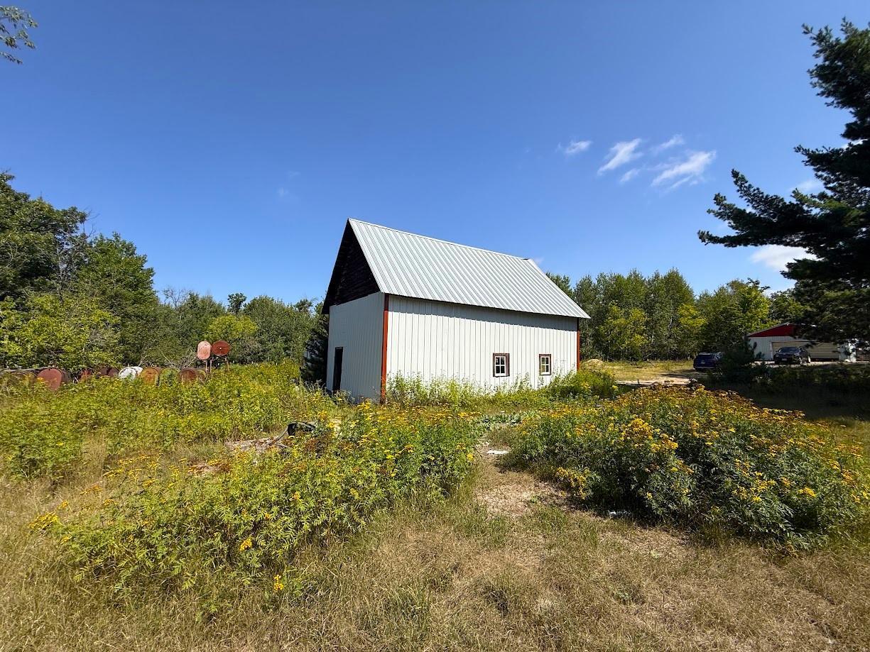 10082 Legionville Road Property Photo 28