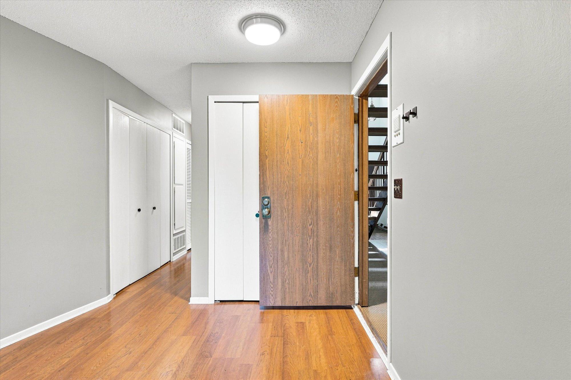 10943 Quebec Avenue S Property Photo 5