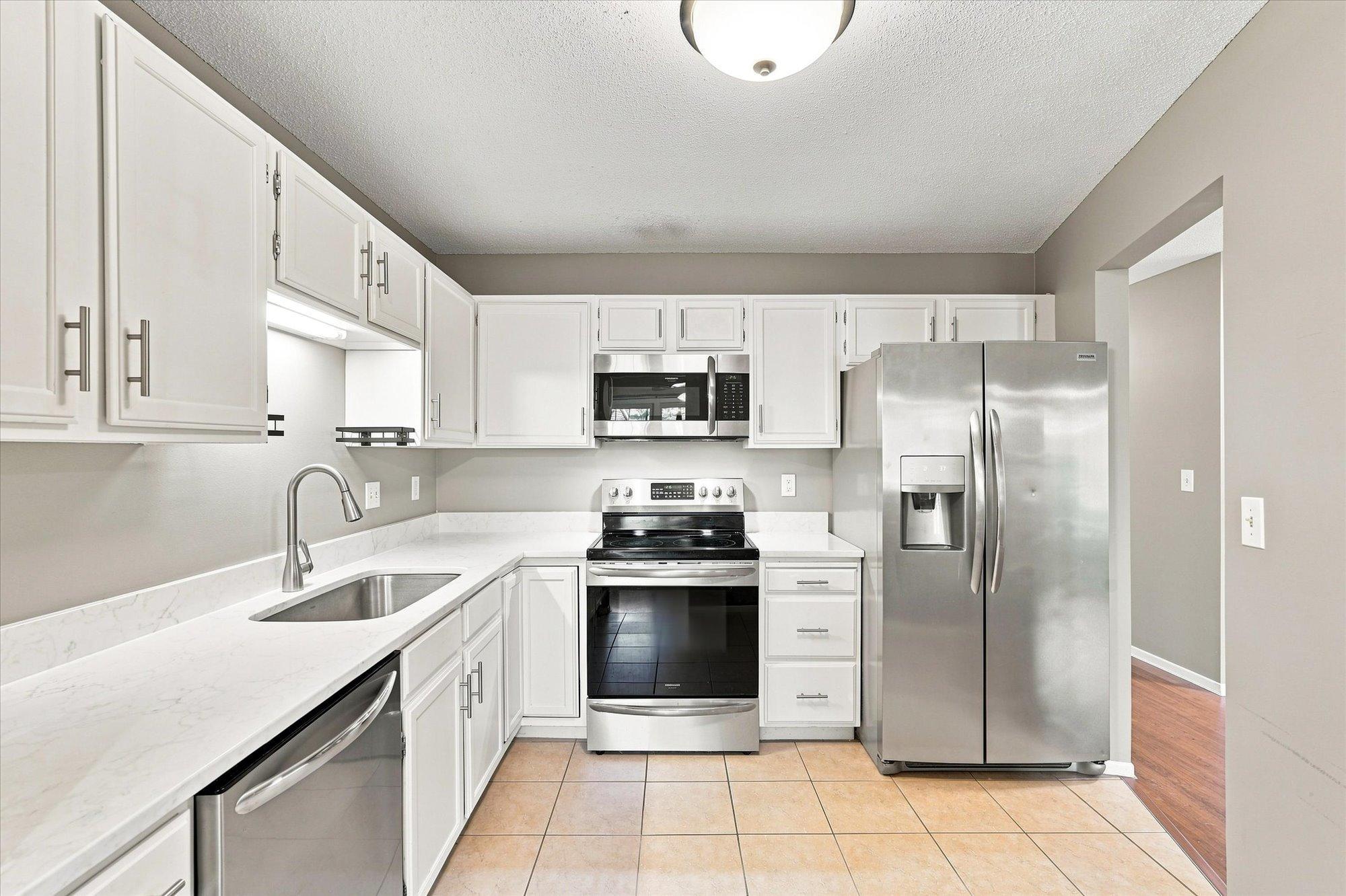 10943 Quebec Avenue S Property Photo 12