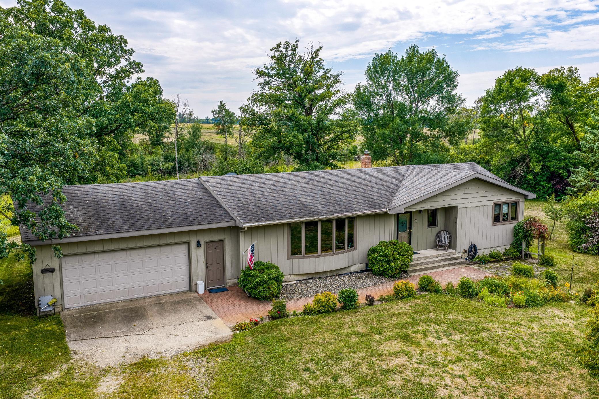 47649 State 92 Property Photo 1