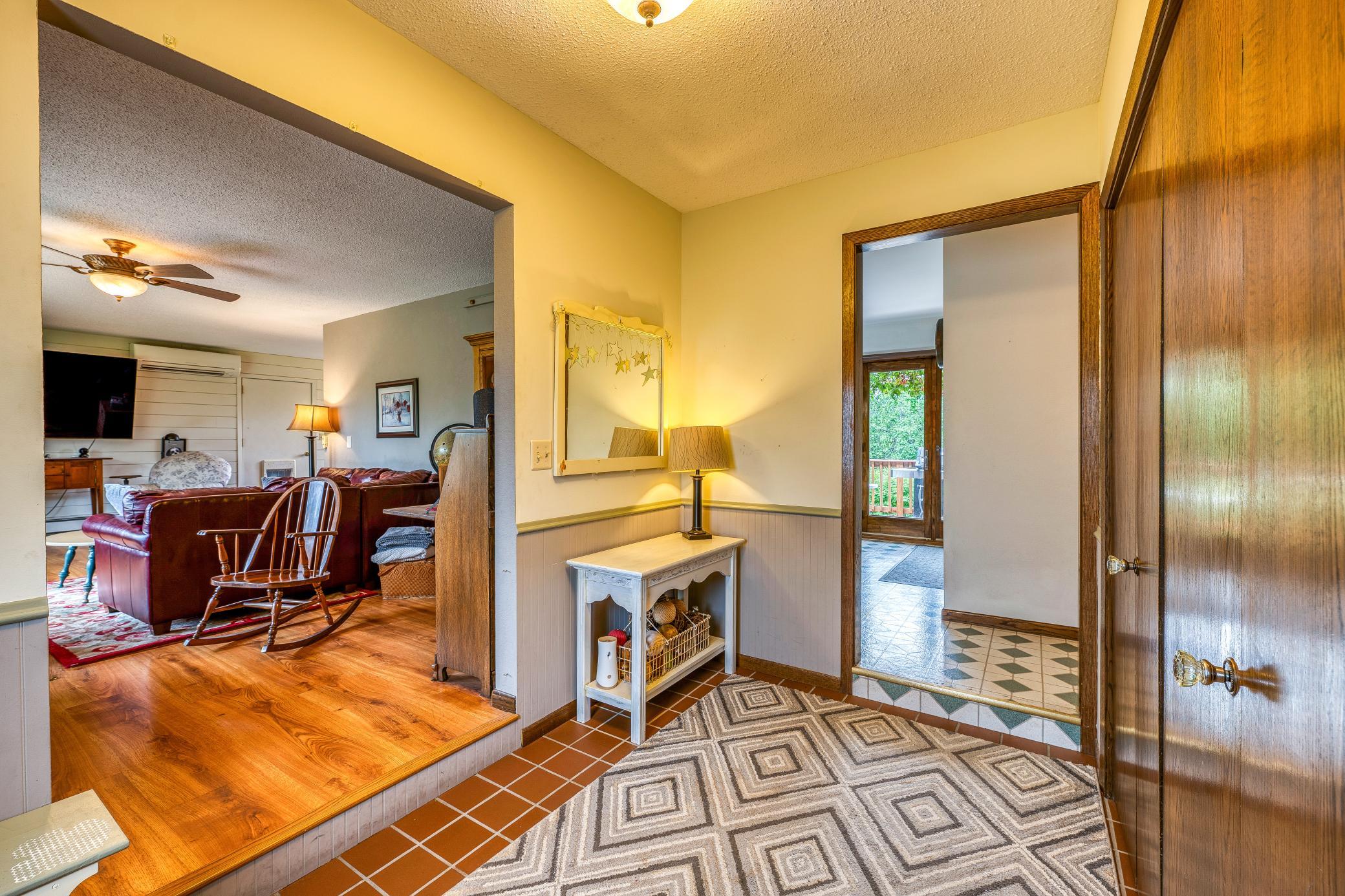 47649 State 92 Property Photo 4