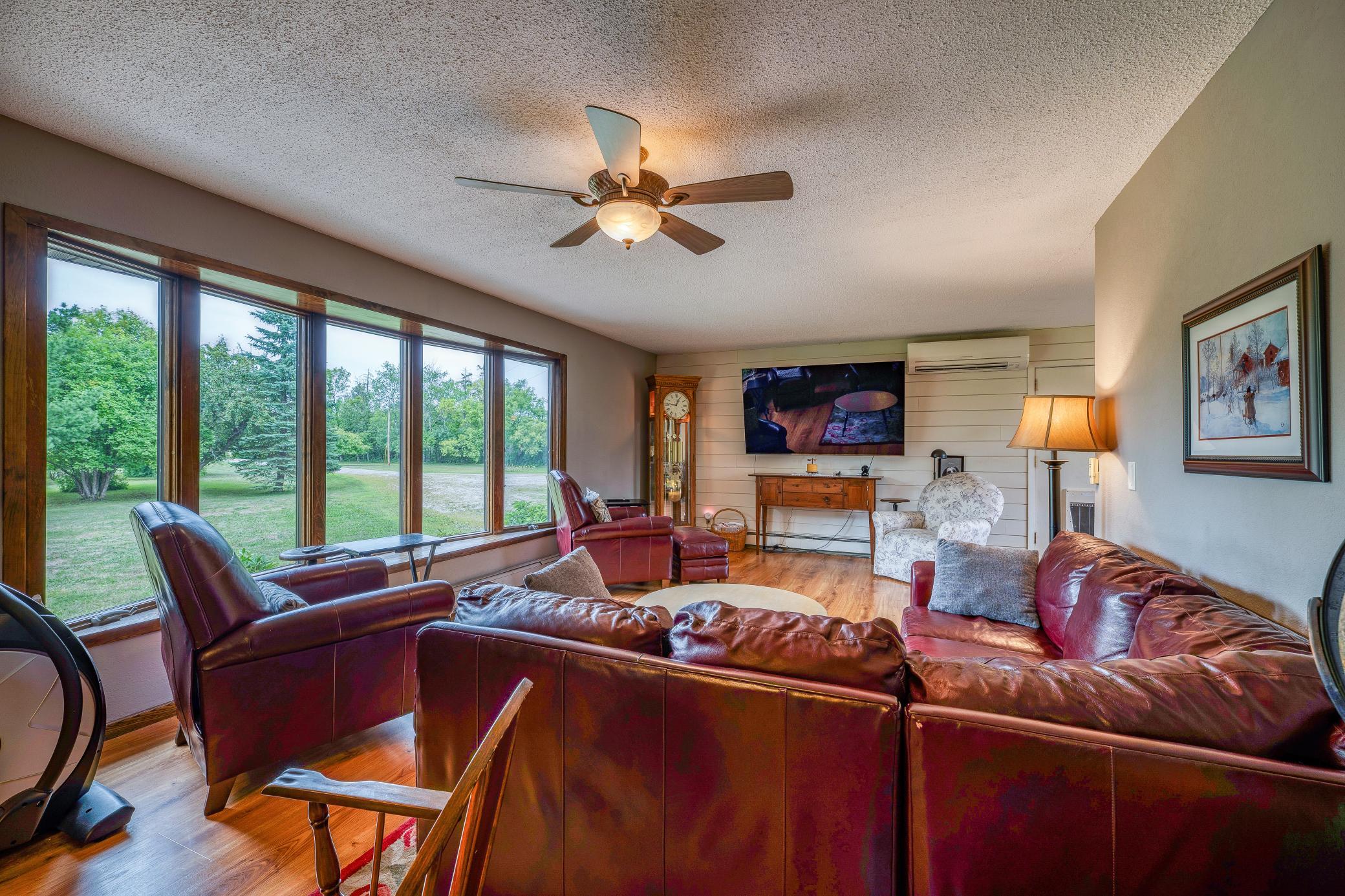 47649 State 92 Property Photo 5