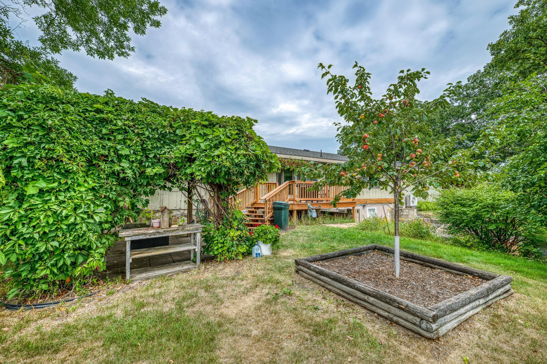 47649 State 92 Property Photo 49