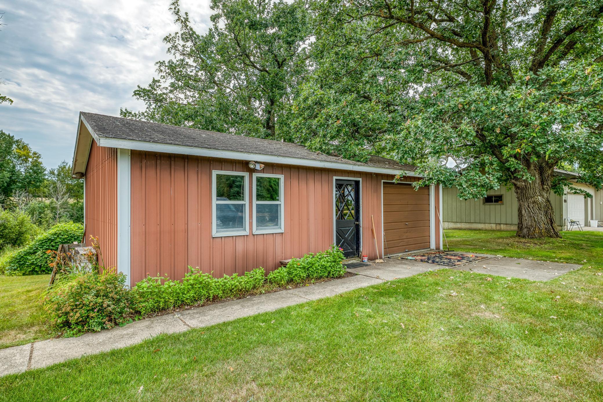 47649 State 92 Property Photo 57